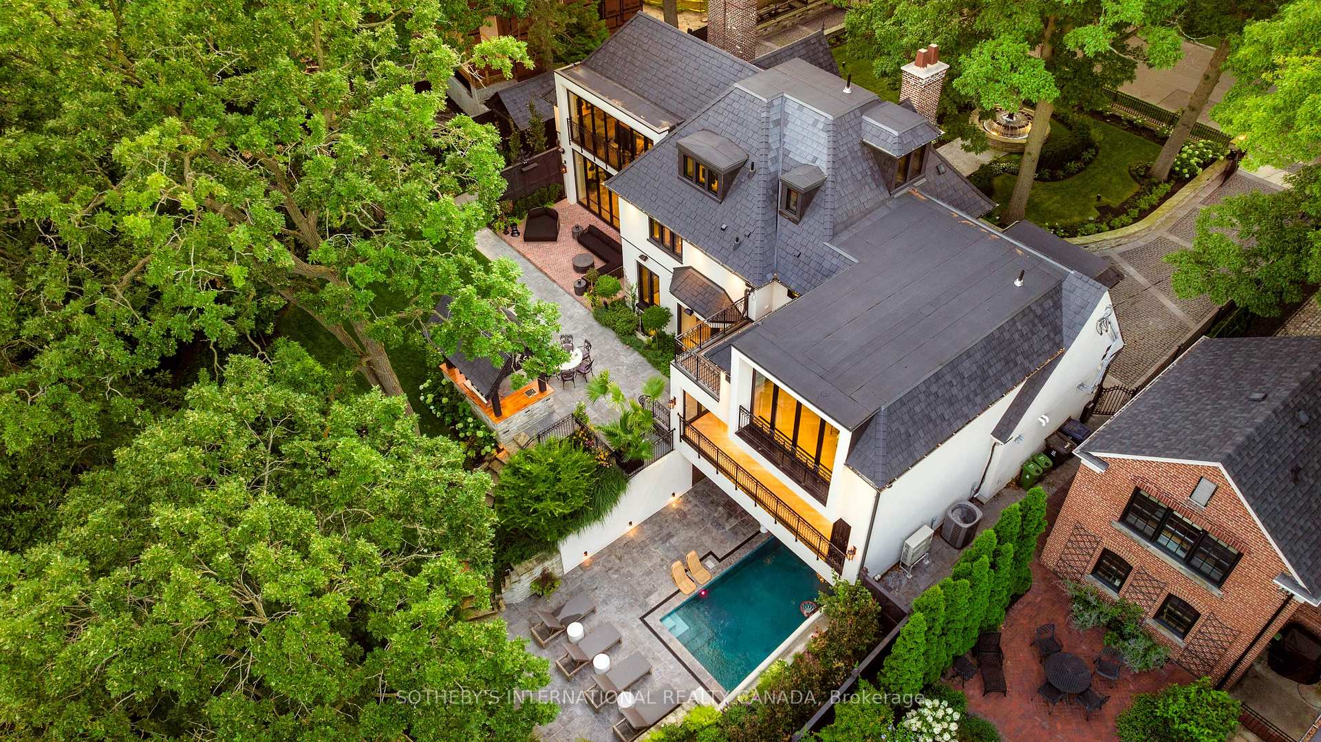 57 Baby Point Crescent