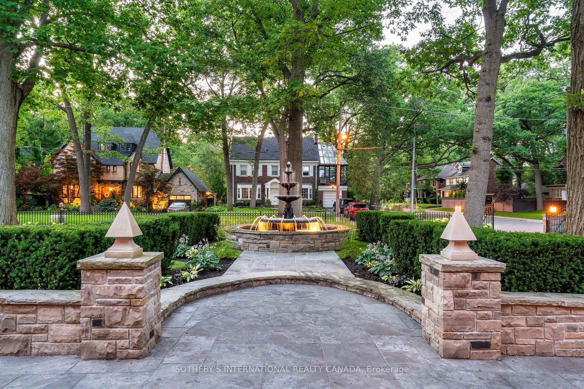 57 Baby Point Crescent