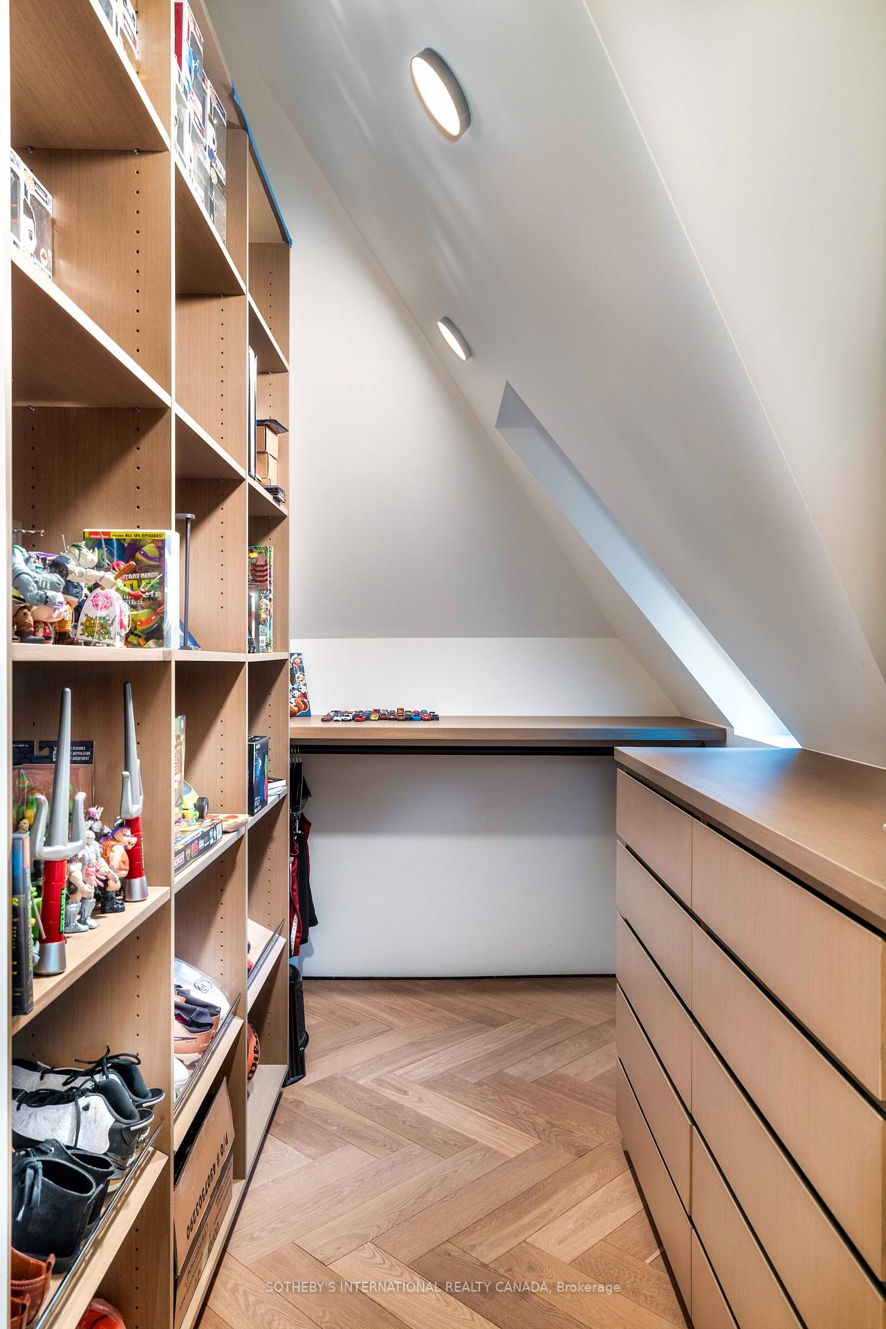 57 Baby Point Crescent