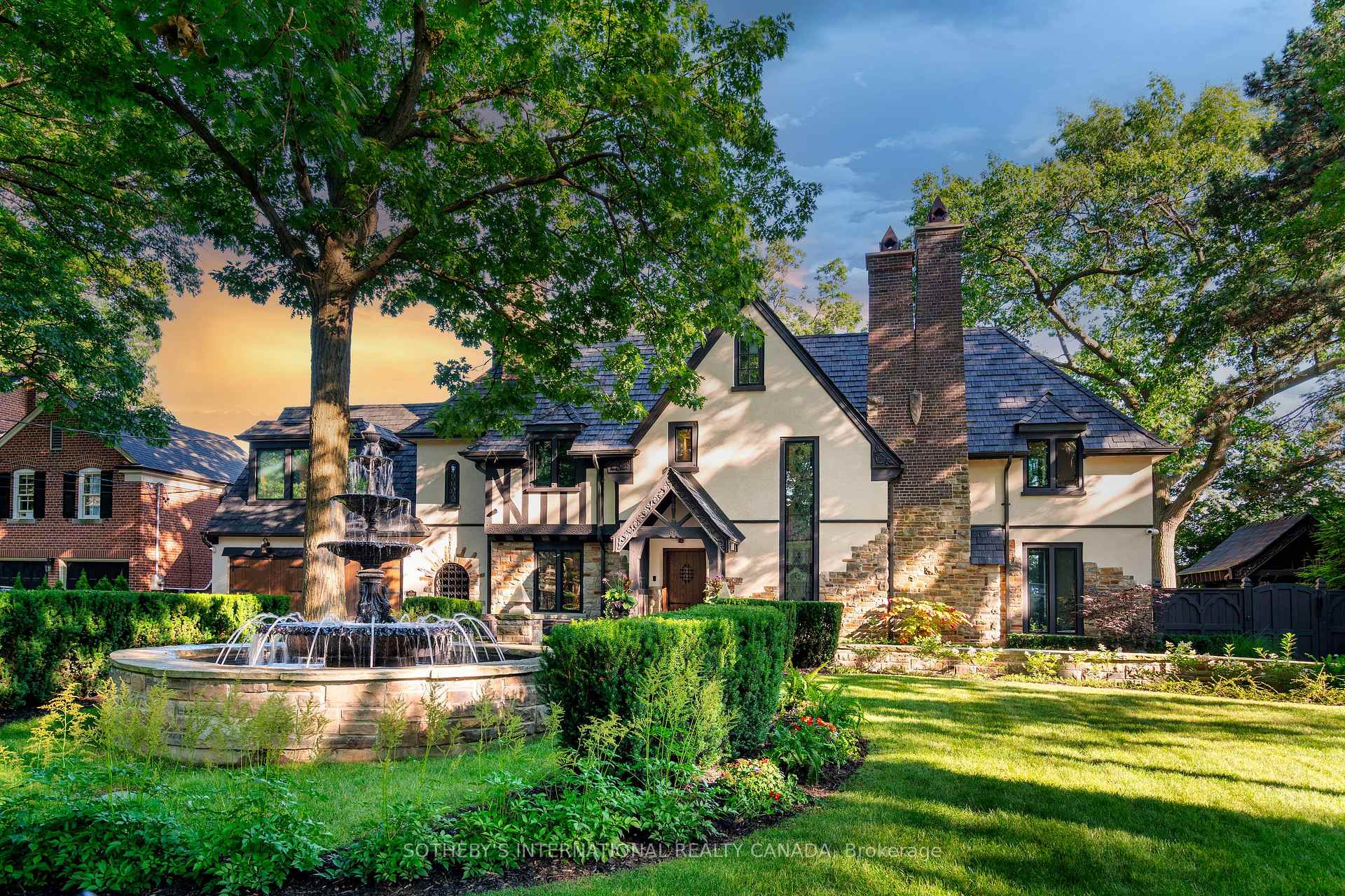 57 Baby Point Crescent