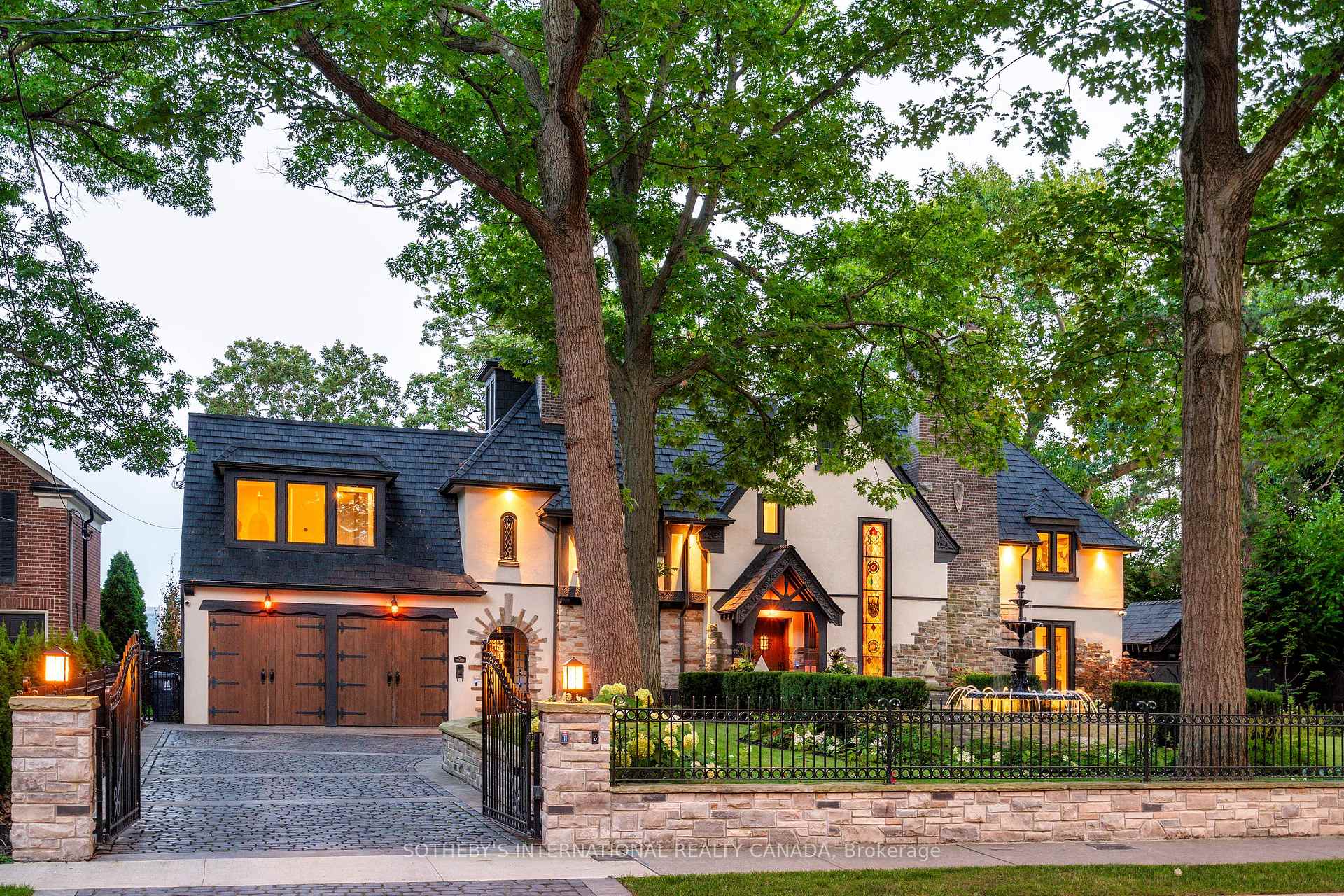 57 Baby Point Crescent