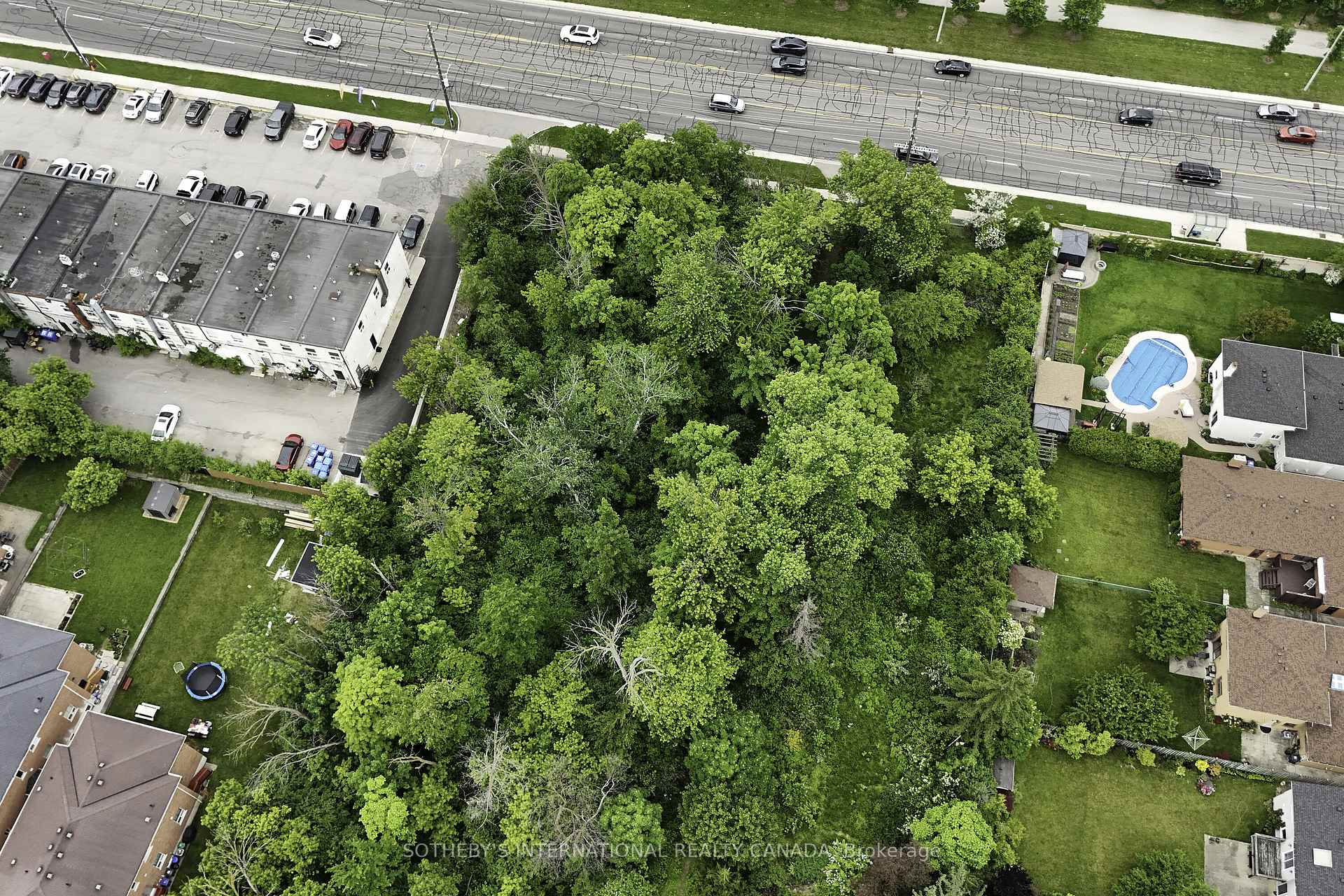 1050 BURNHAMTHORPE Road E