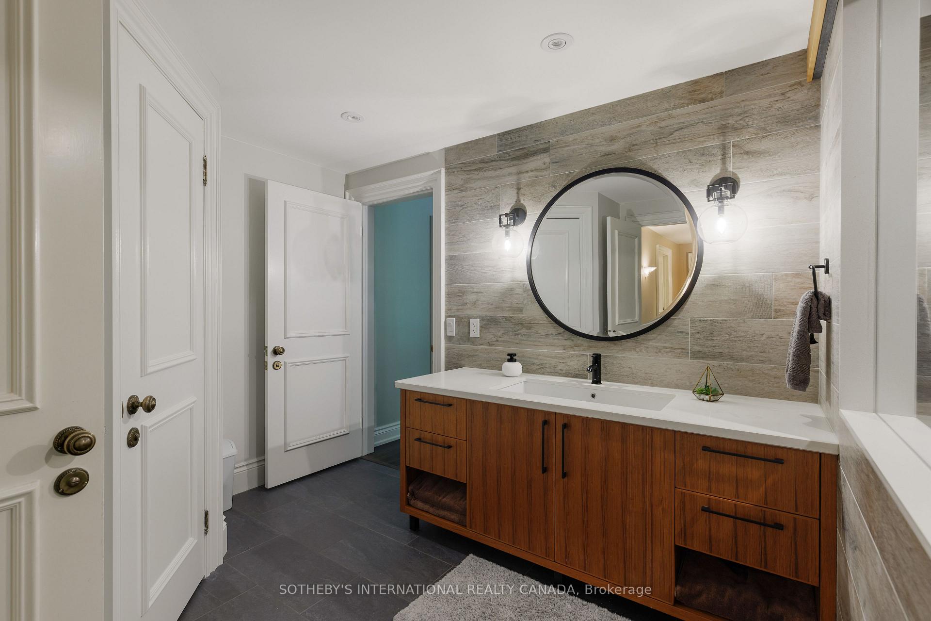 67 Kingsway Crescent