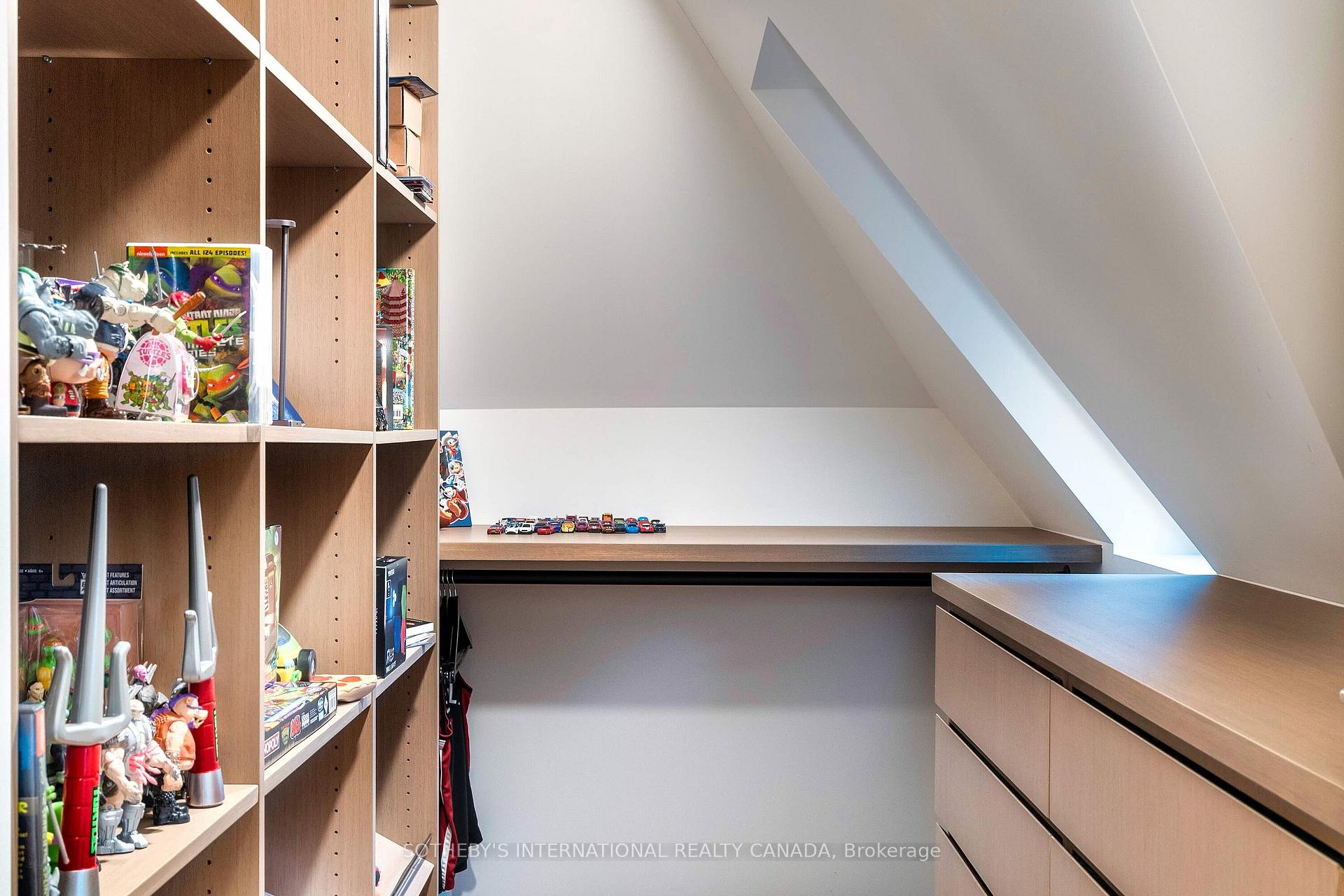 57 Baby Point Crescent