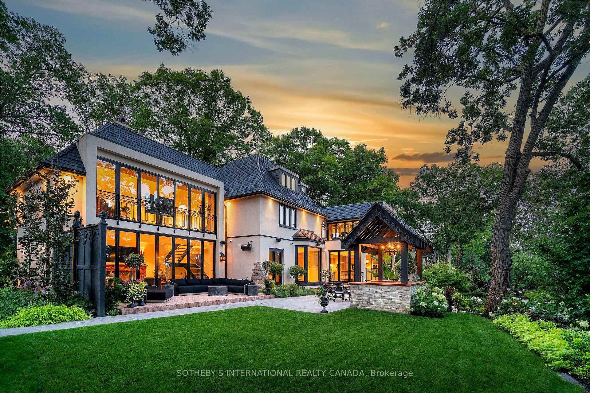 57 Baby Point Crescent