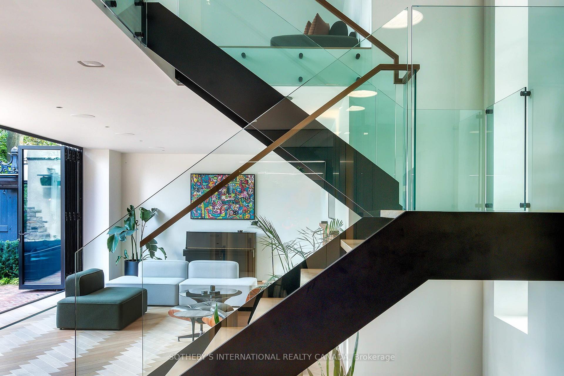 57 Baby Point Crescent