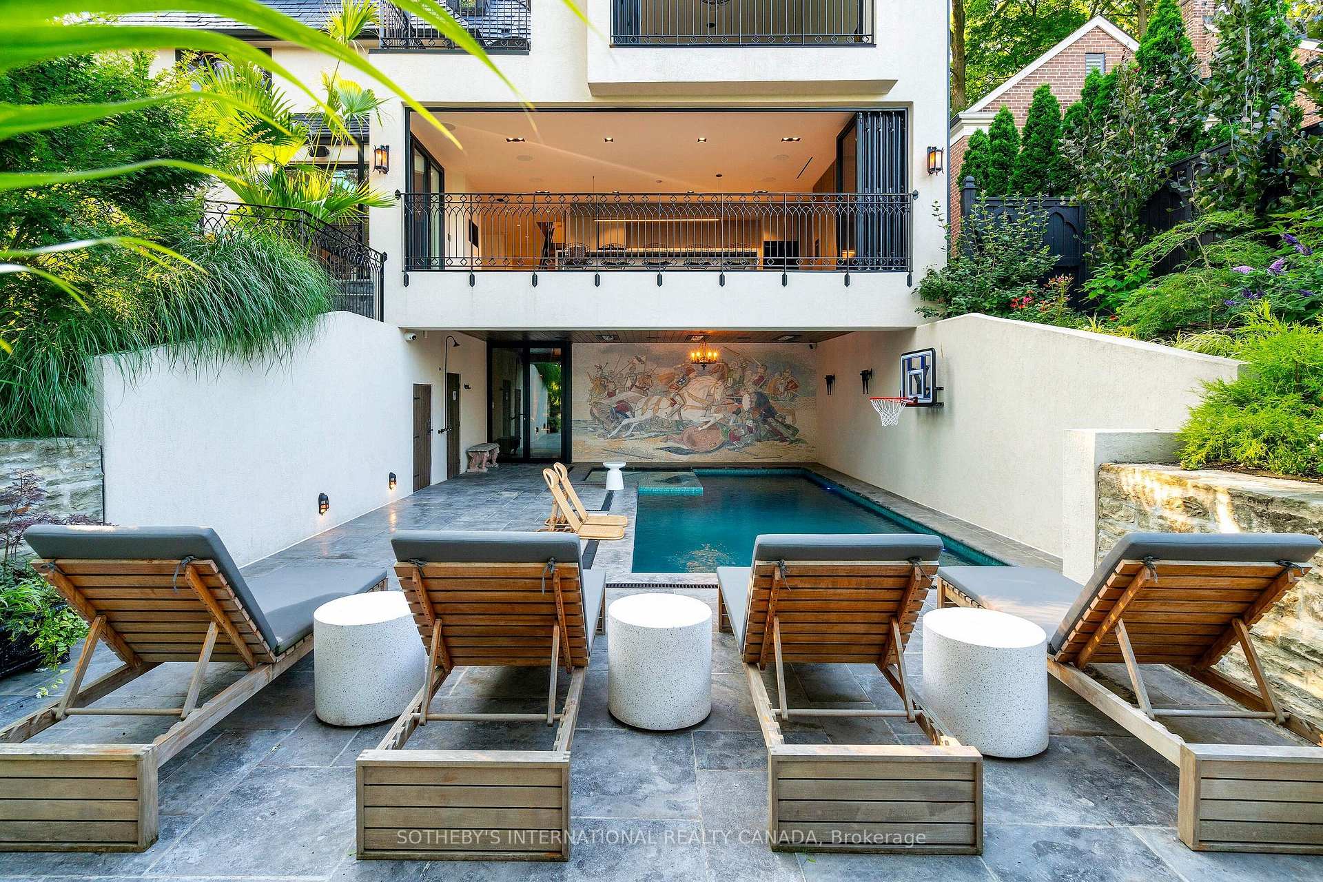 57 Baby Point Crescent