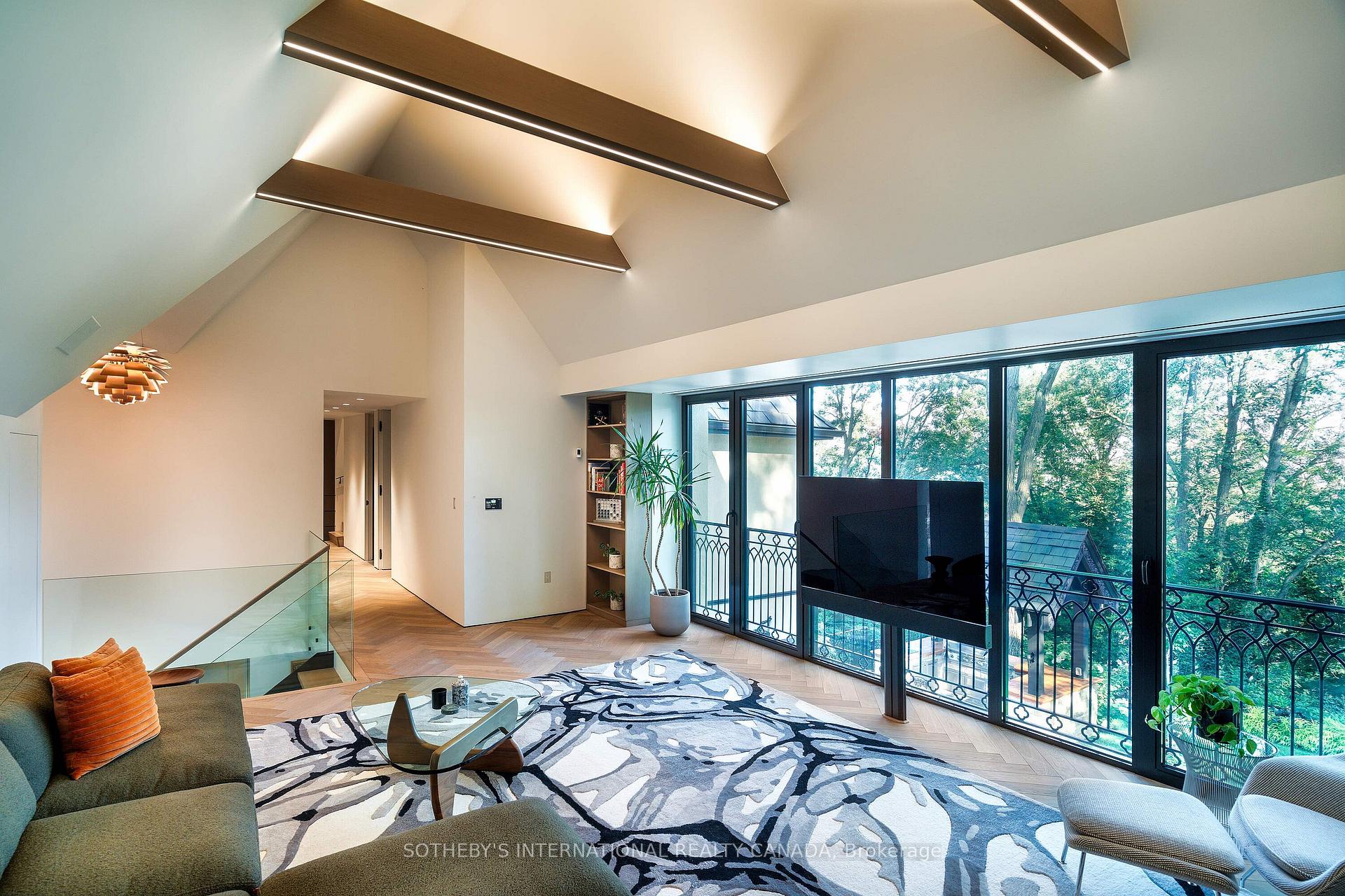 57 Baby Point Crescent