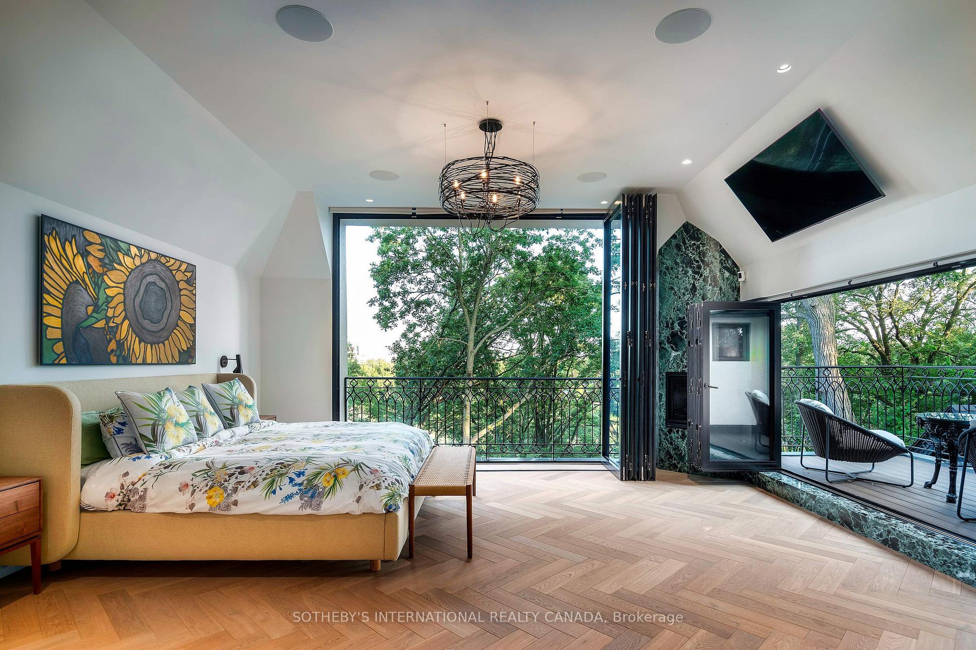 57 Baby Point Crescent