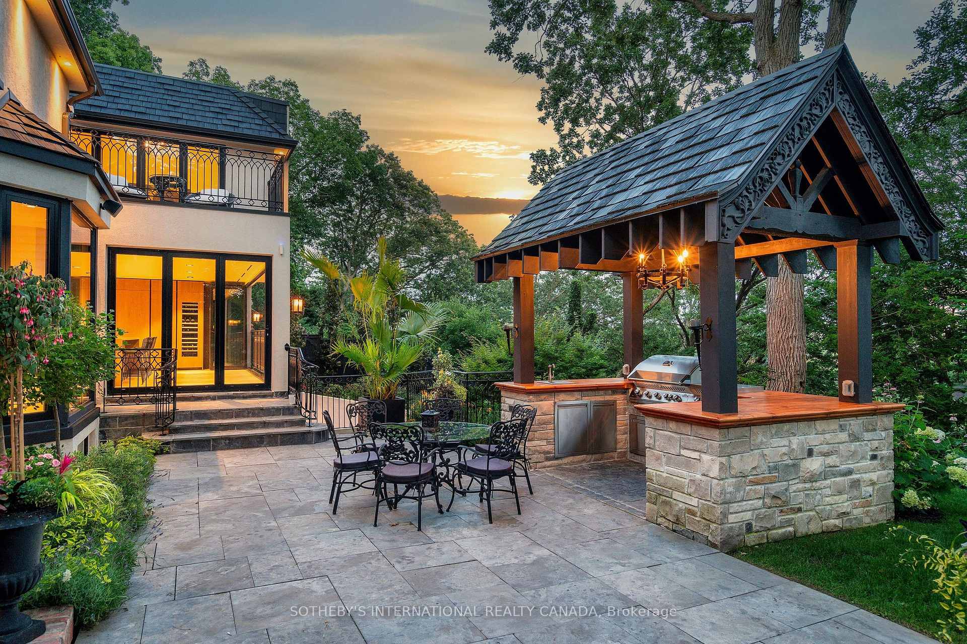 57 Baby Point Crescent