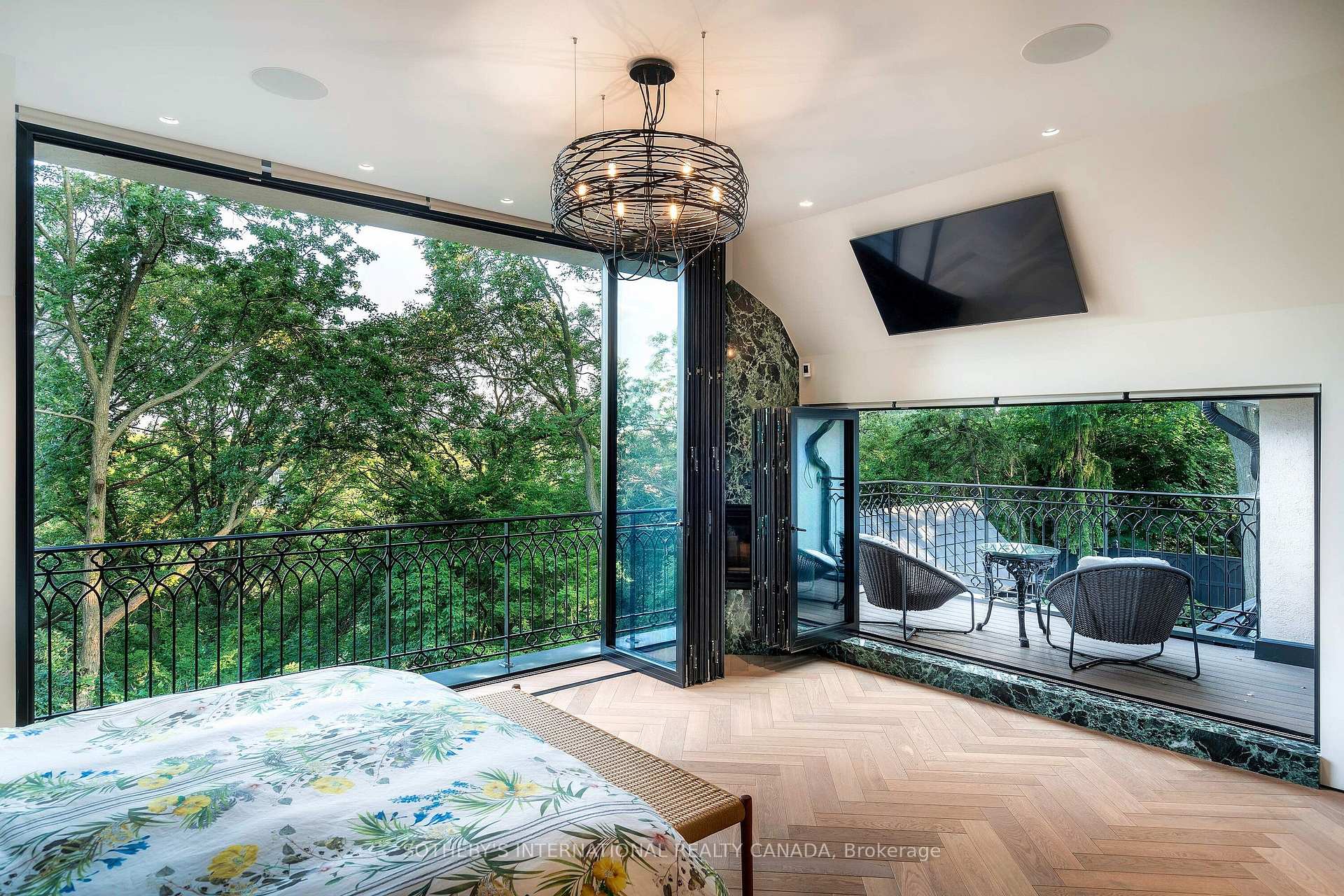 57 Baby Point Crescent