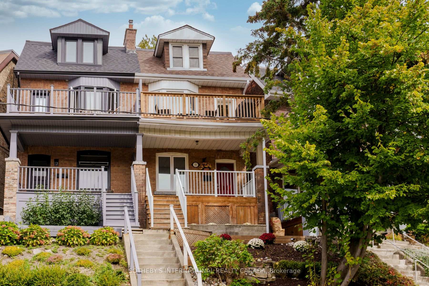 15 Indian Rd Crescent Upper