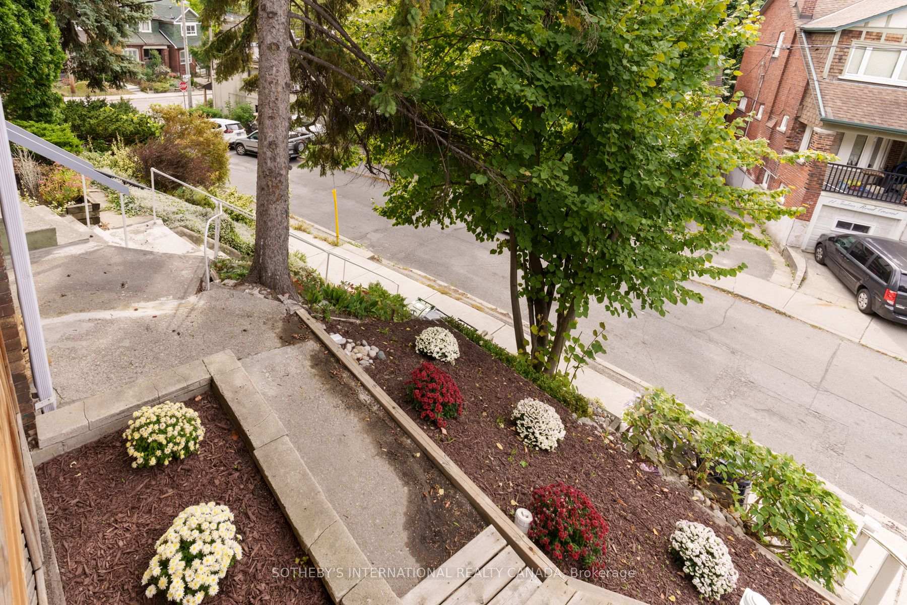 15 Indian Rd Crescent Upper