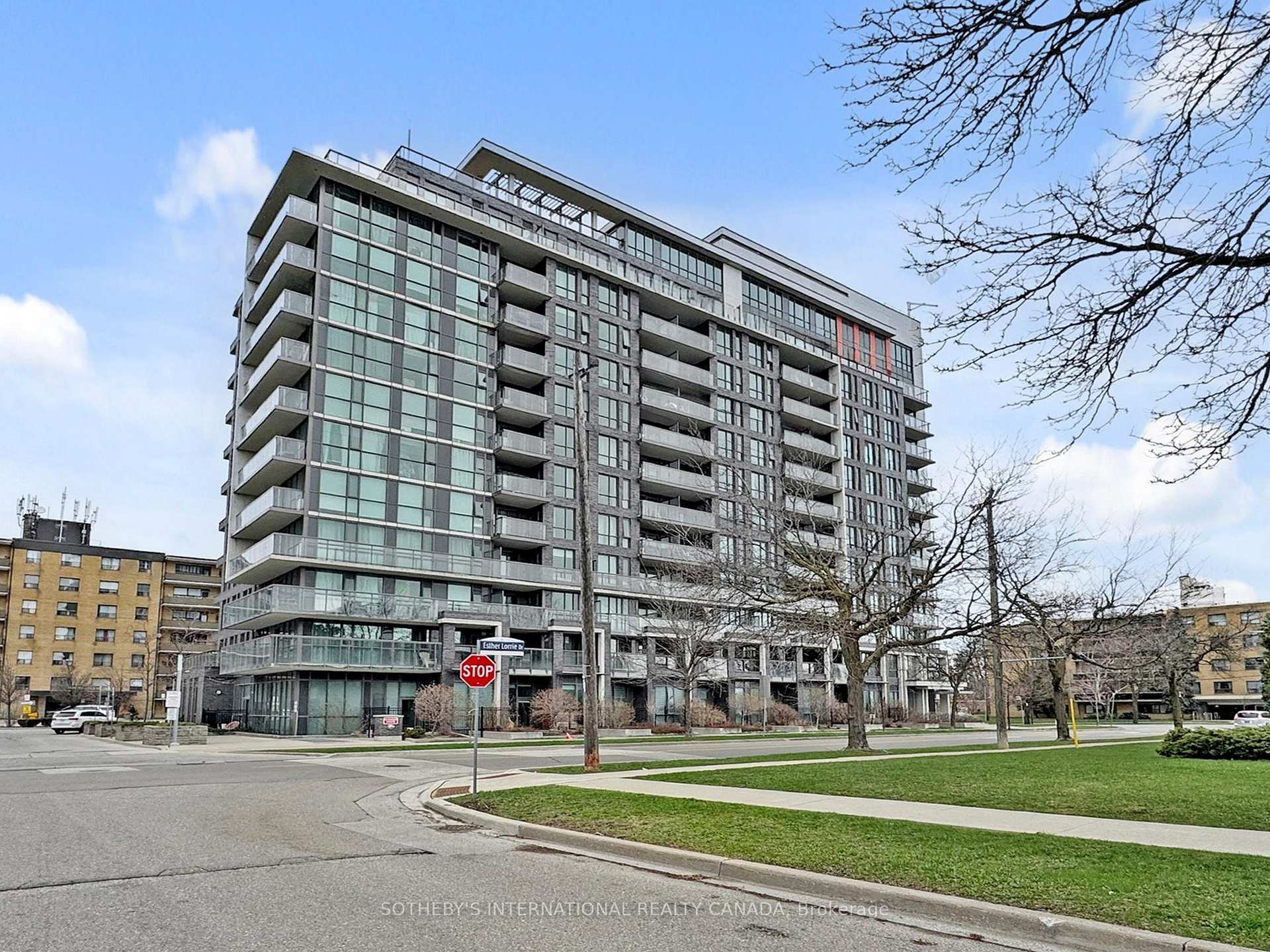 80 Esther Lorrie Drive 1018