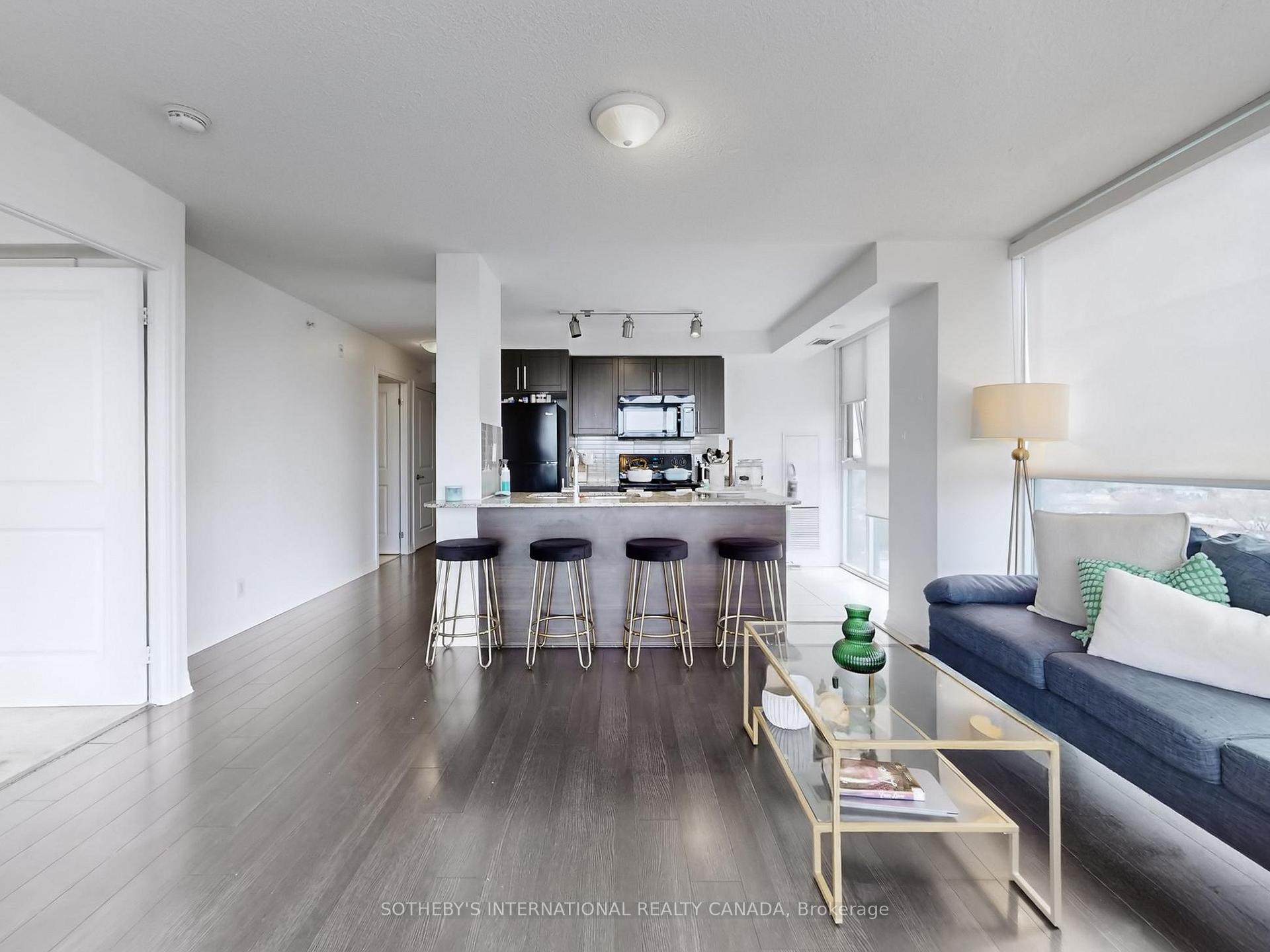 80 Esther Lorrie Drive 1018