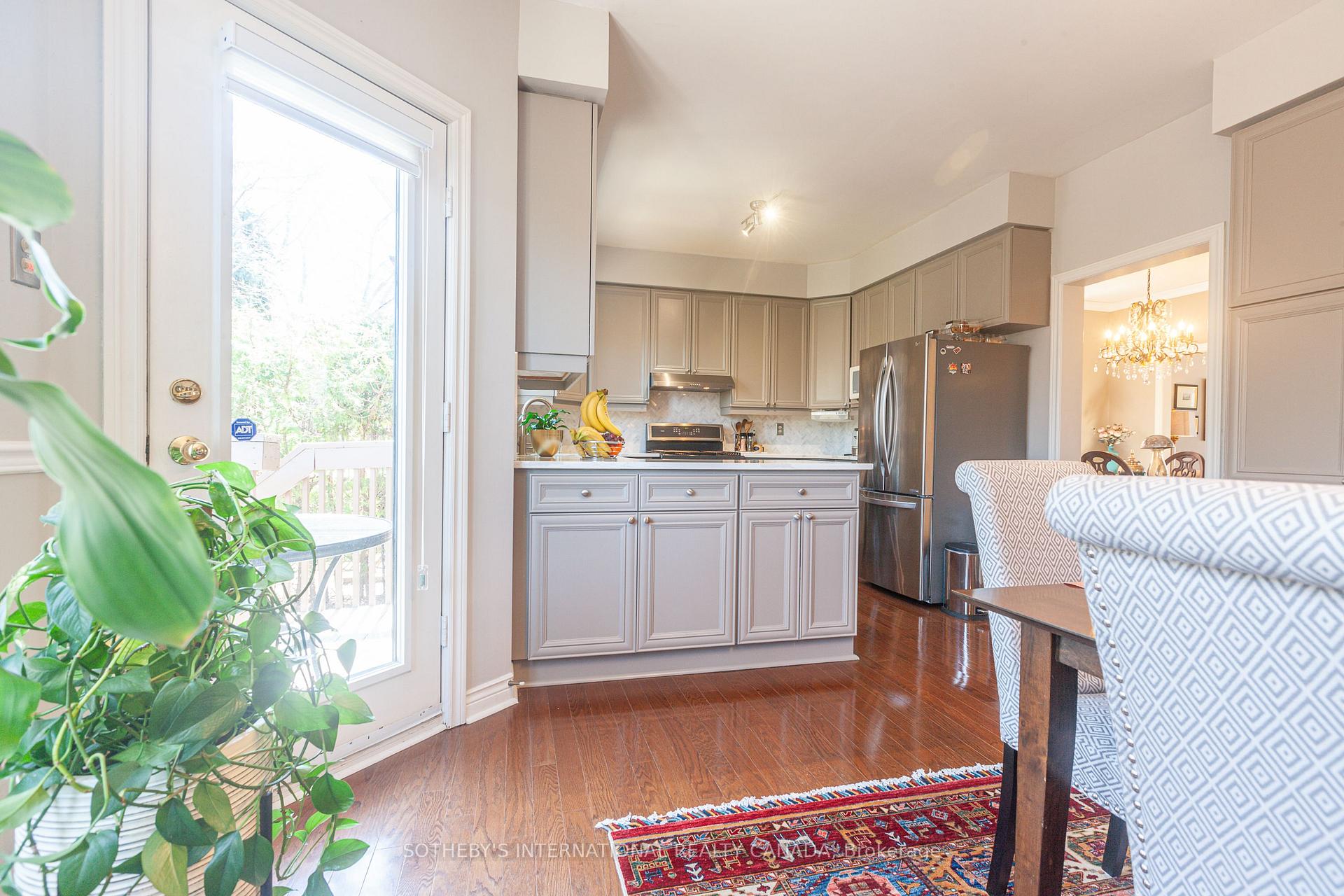 3940 Rolling Valley Drive