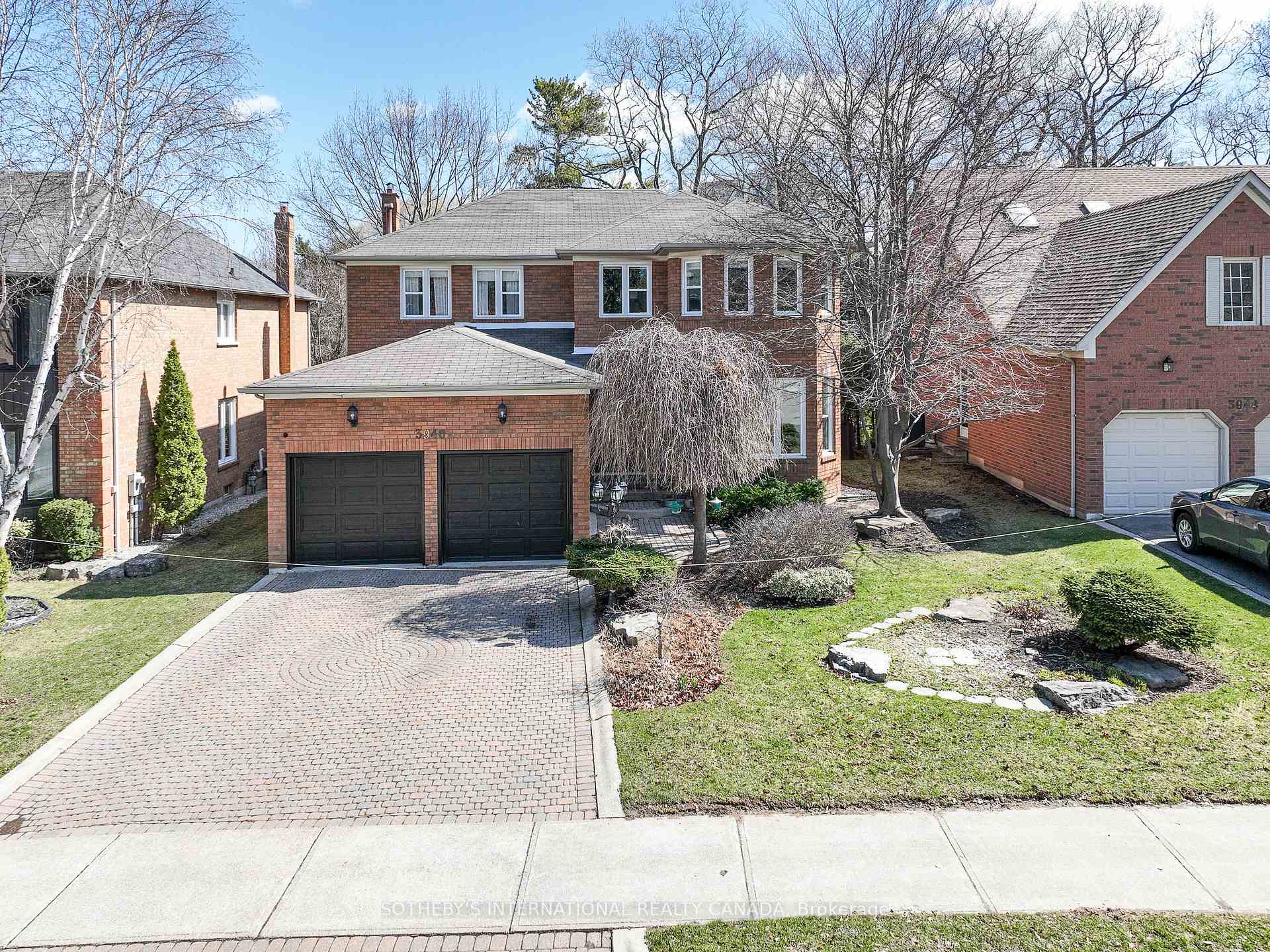 3940 Rolling Valley Drive
