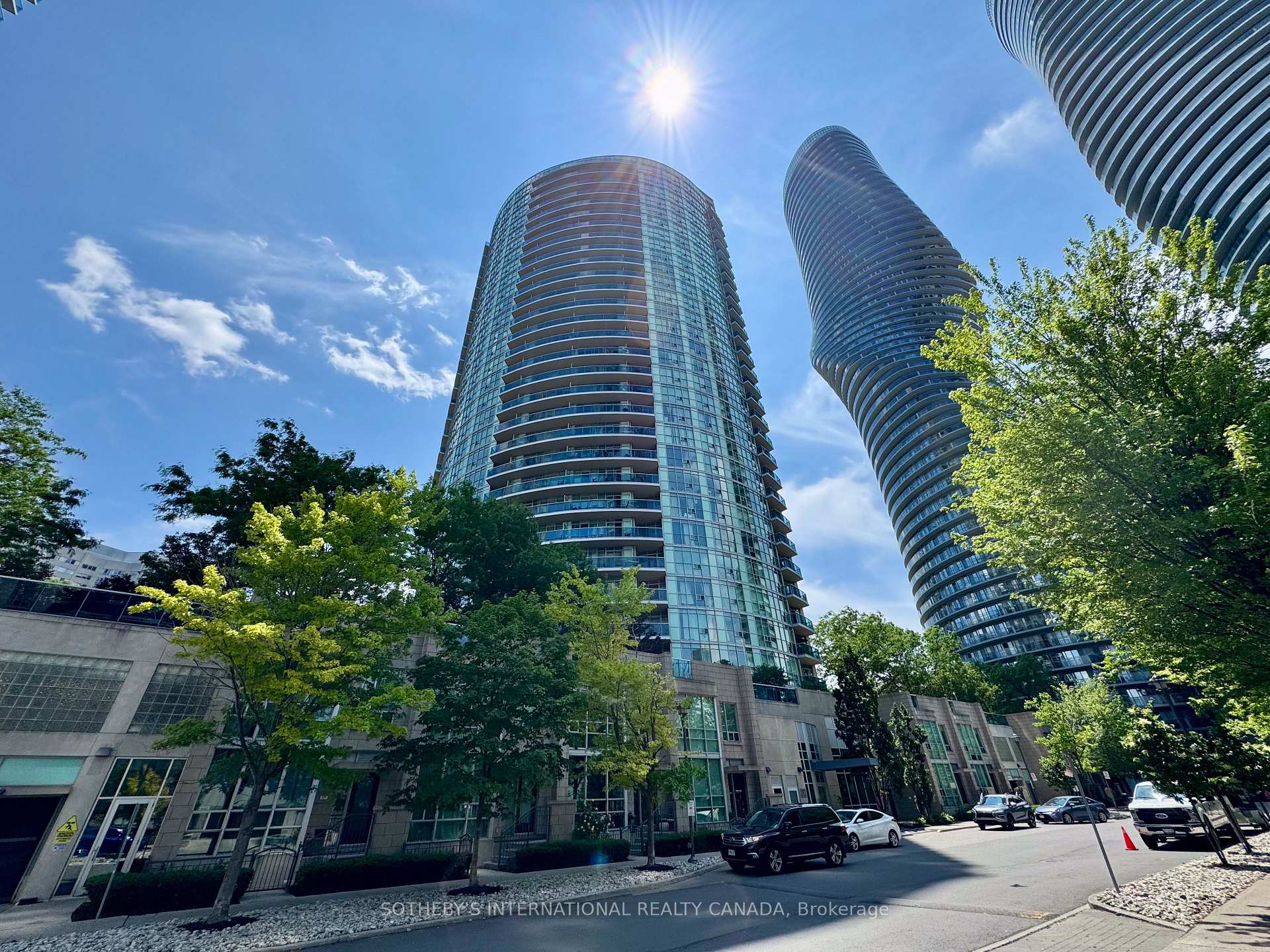 70 Absolute Avenue 306