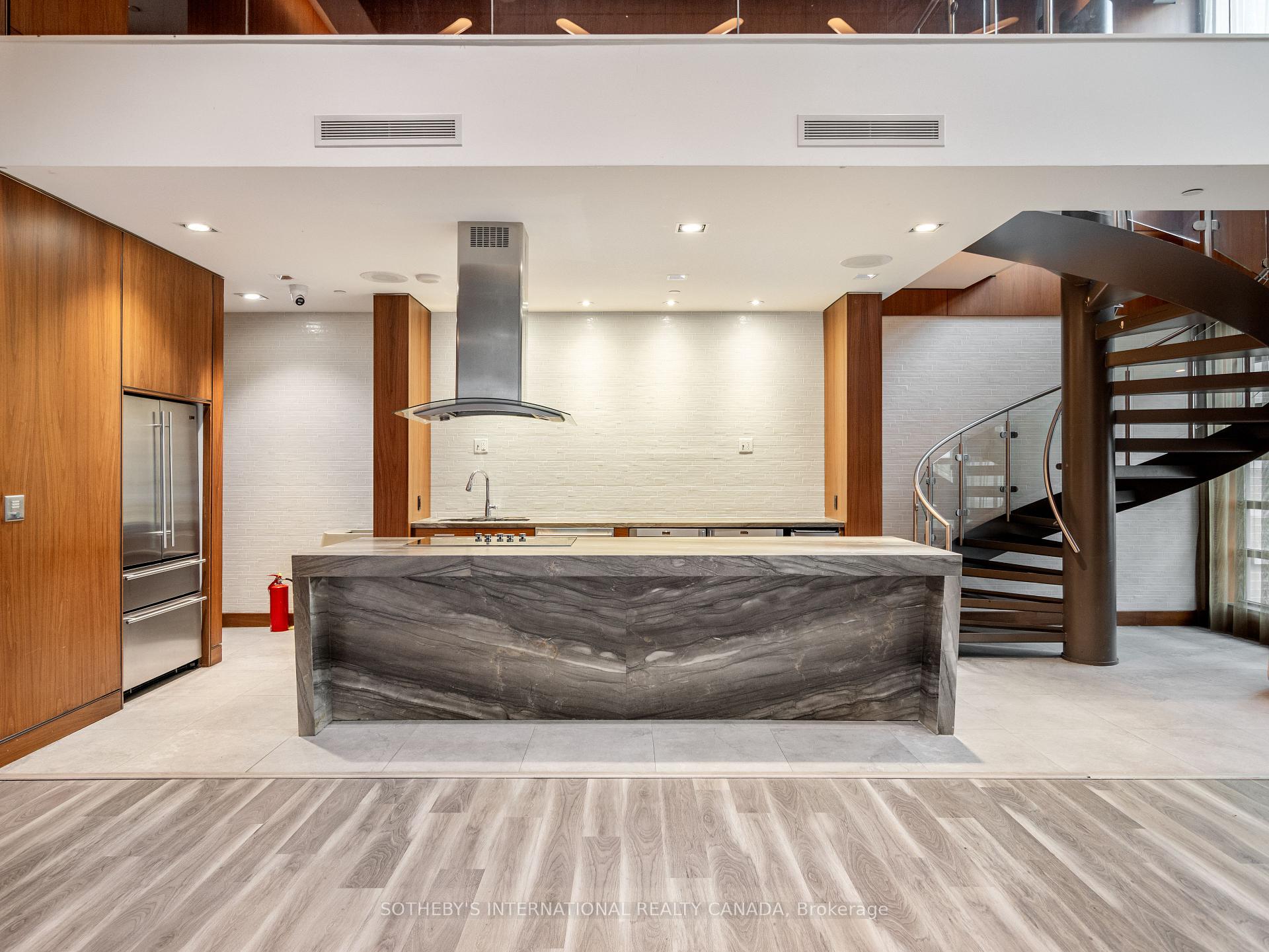 205 Sherway Gardens Road 206
