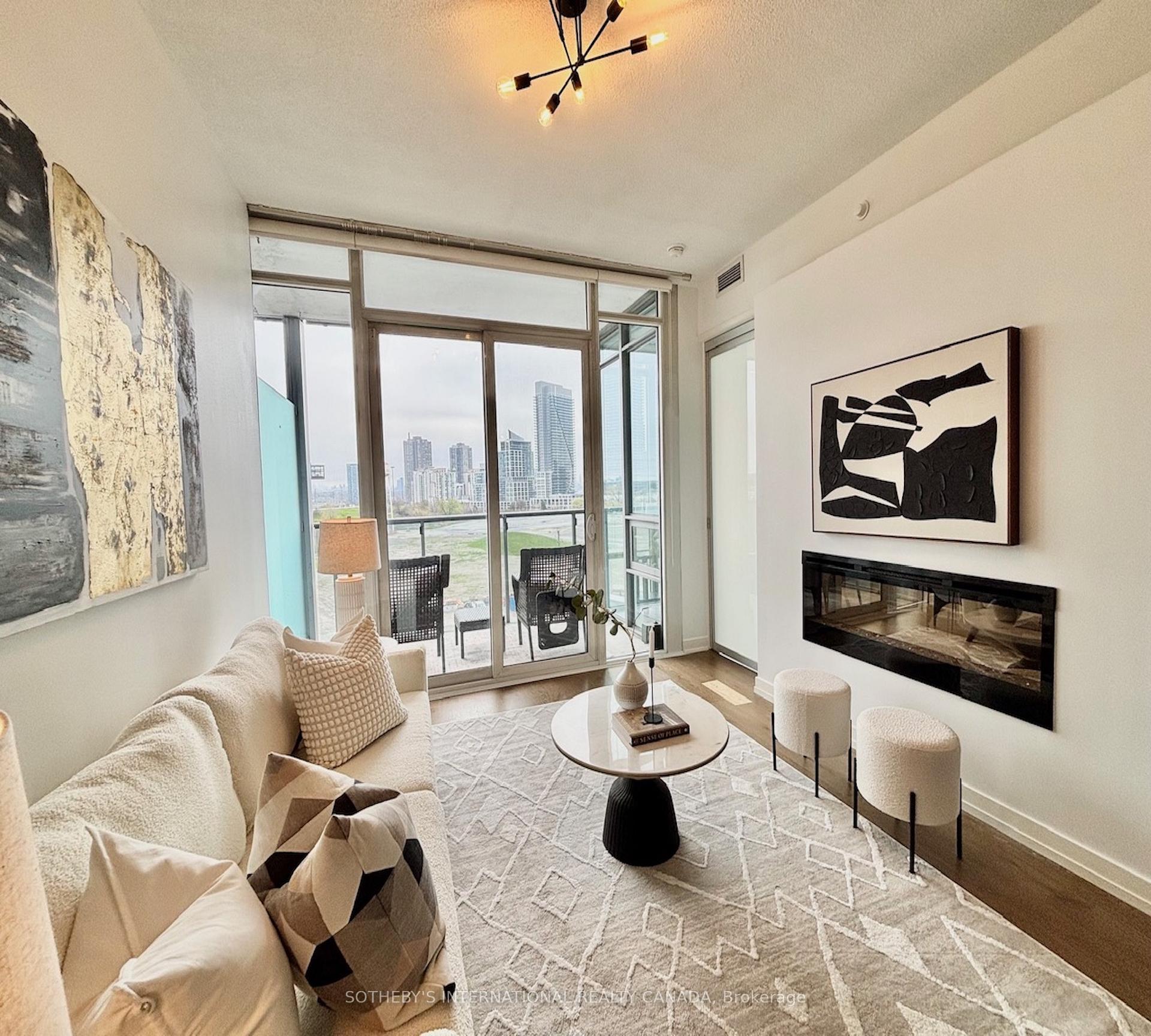 90 Park Lawn Road 809