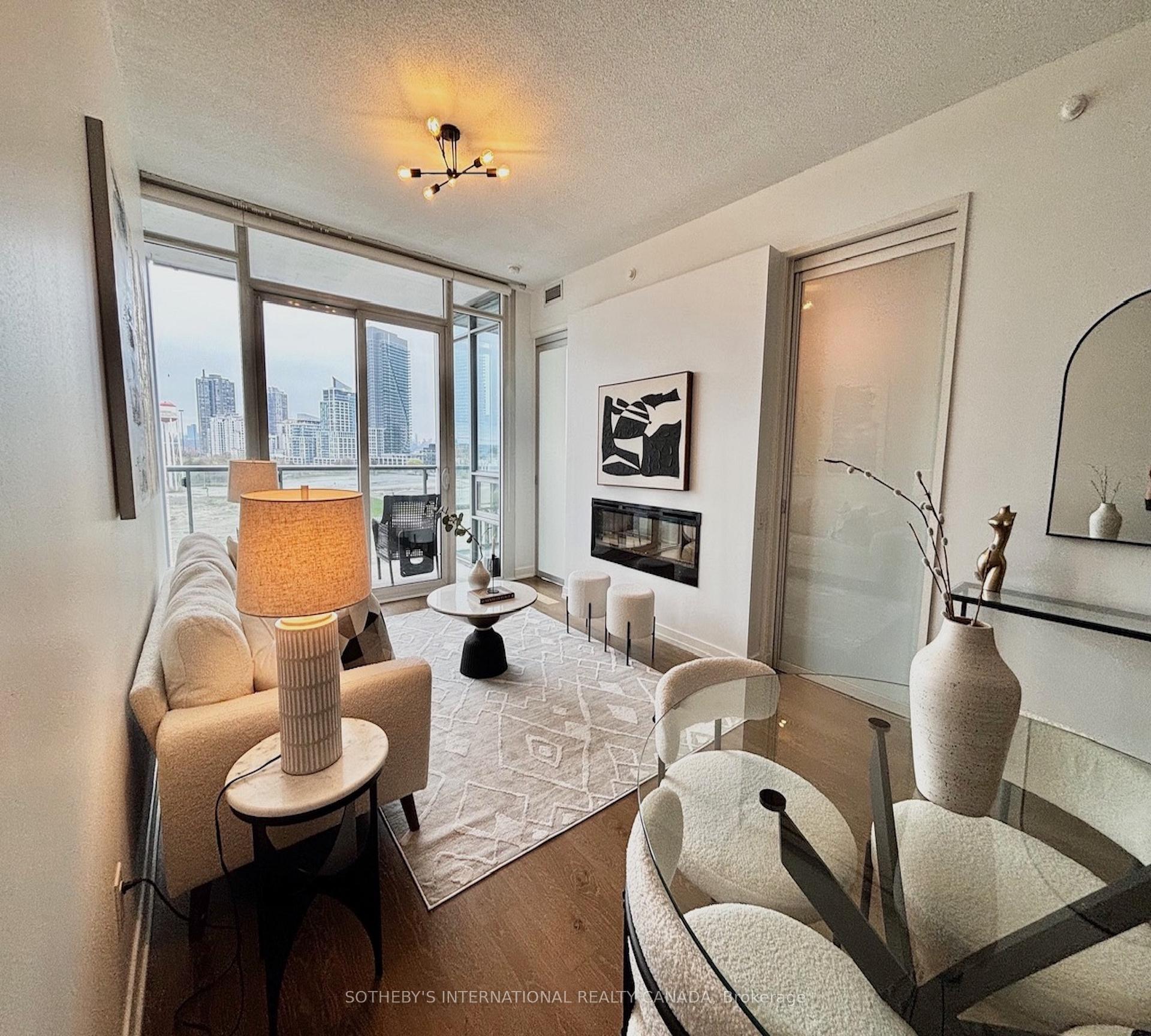 90 Park Lawn Road 809