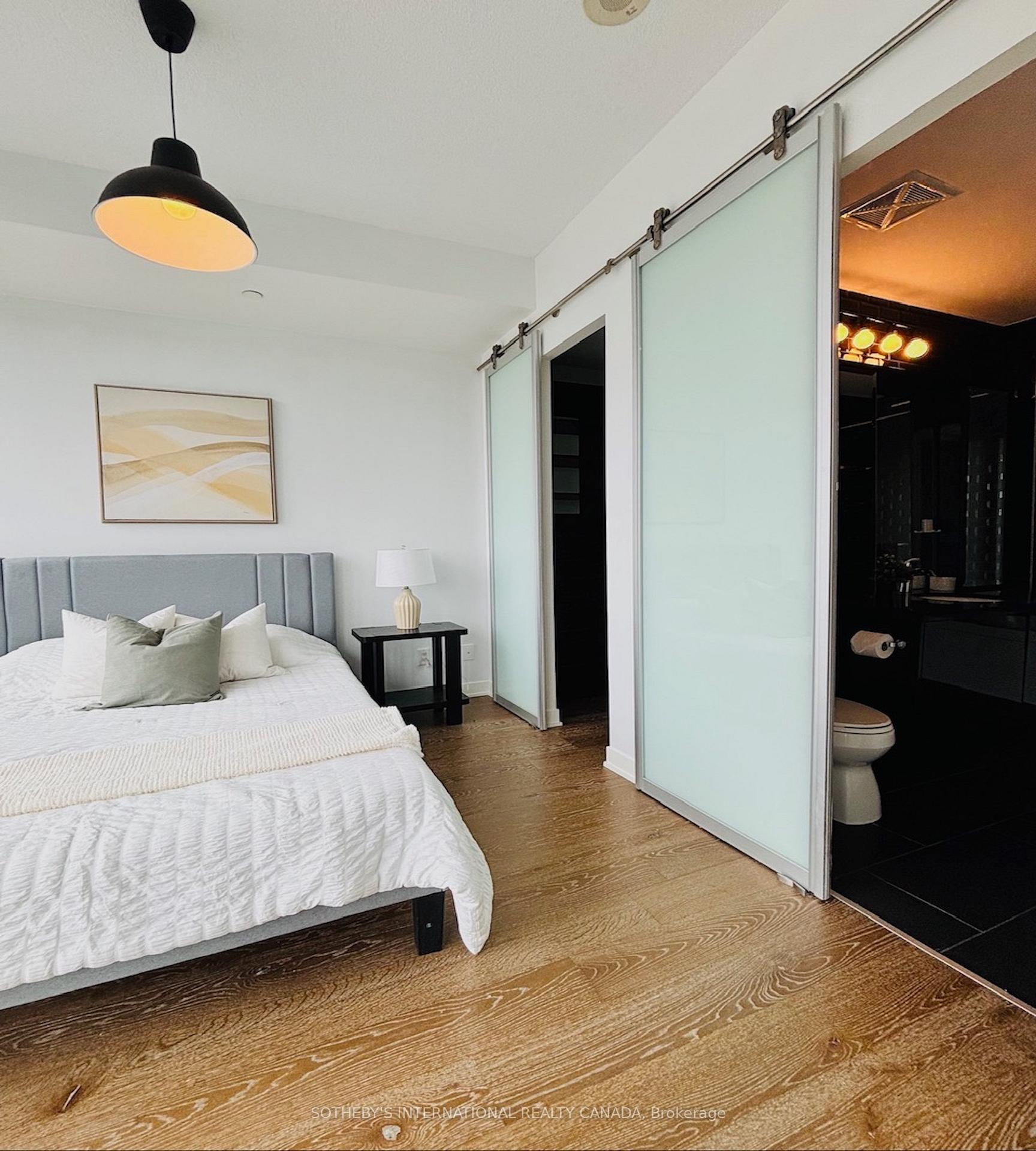 90 Park Lawn Road 809