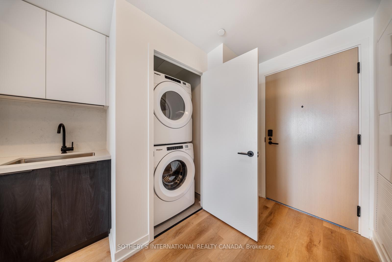 5 York Garden Way 1701