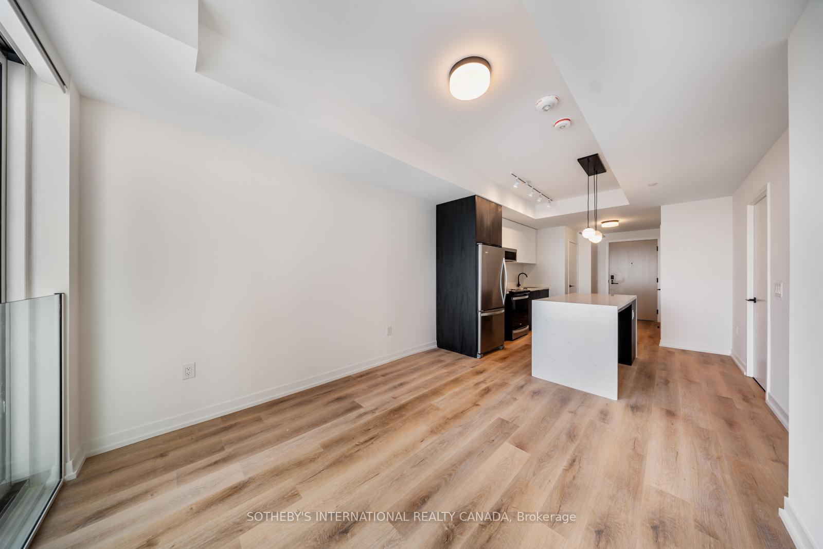 5 York Garden Way 1701