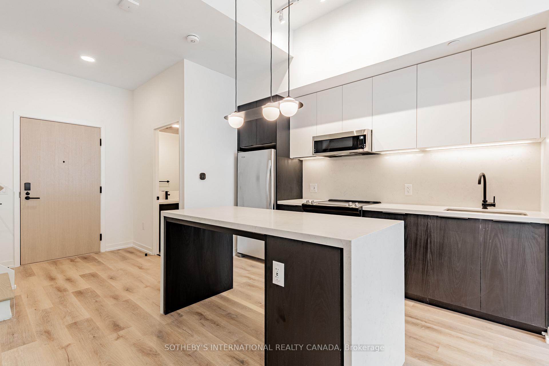 31 York Garden Way 104