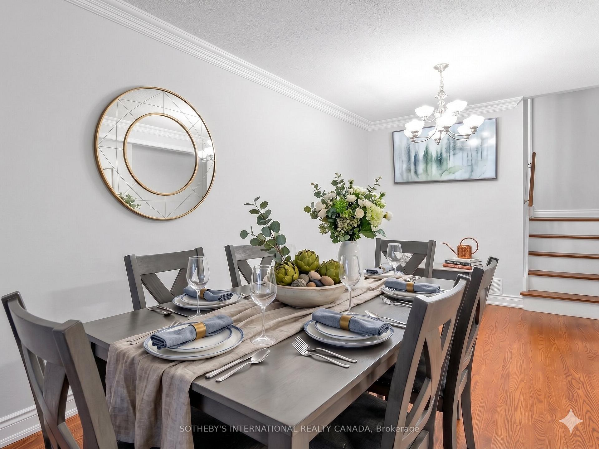 3352 Queen Frederica Drive