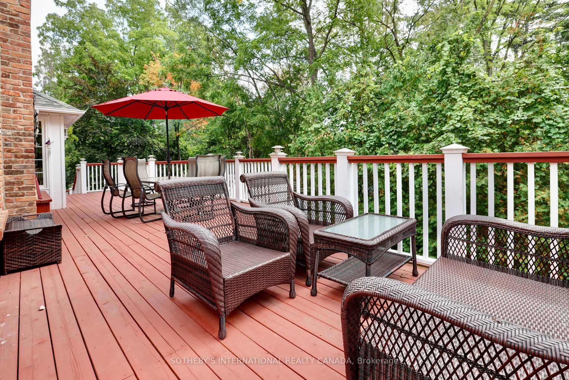 1379 Meadow Green Court