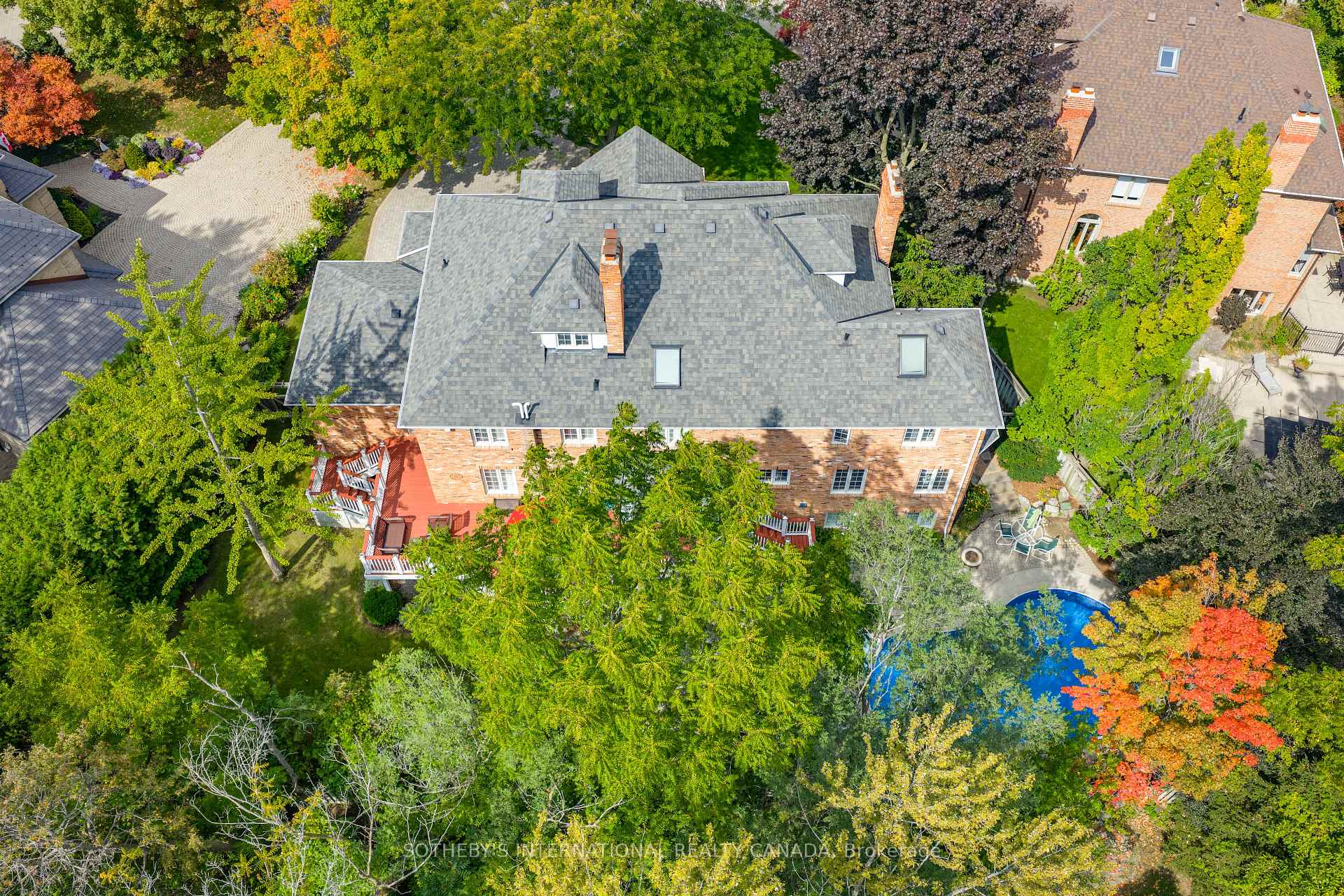 1379 Meadow Green Court