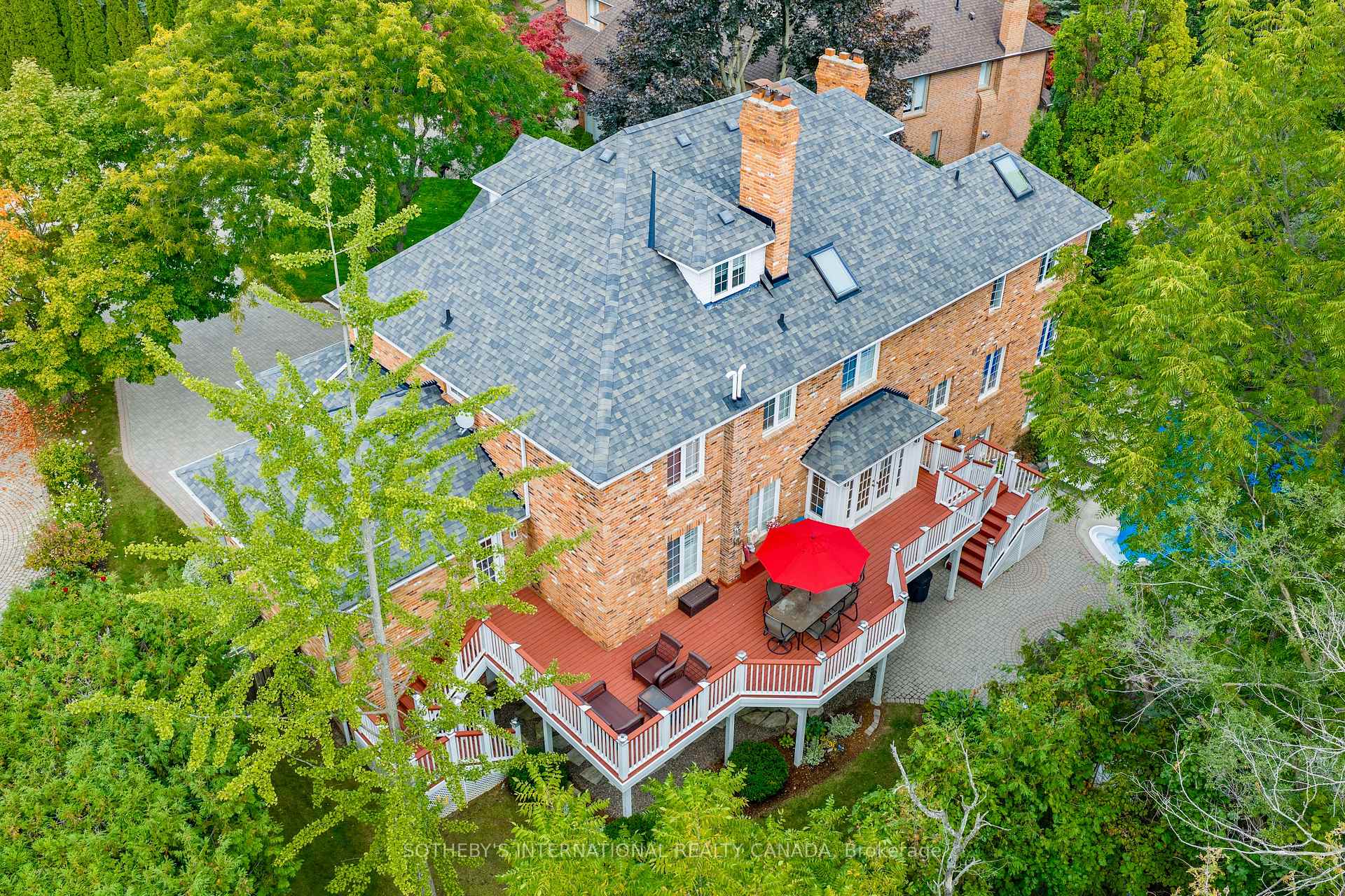 1379 Meadow Green Court