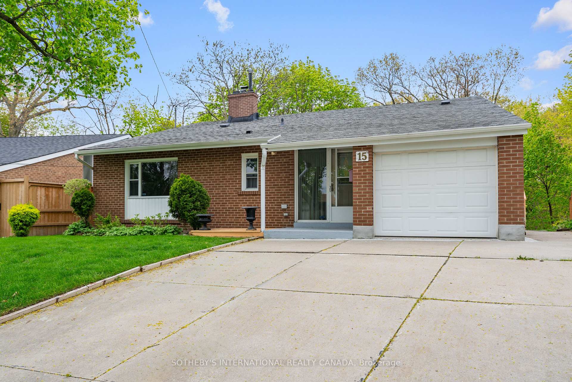 15 Saxony Crescent