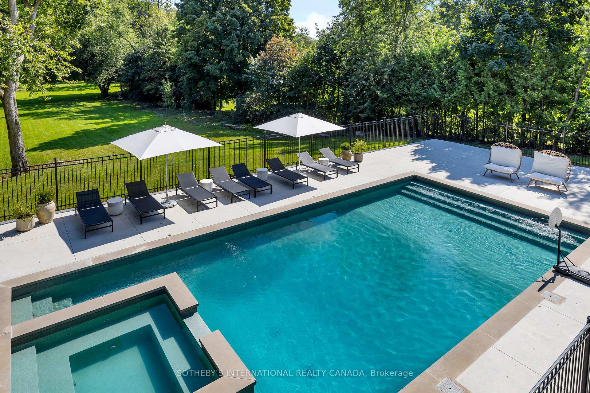 7 Appleby Court