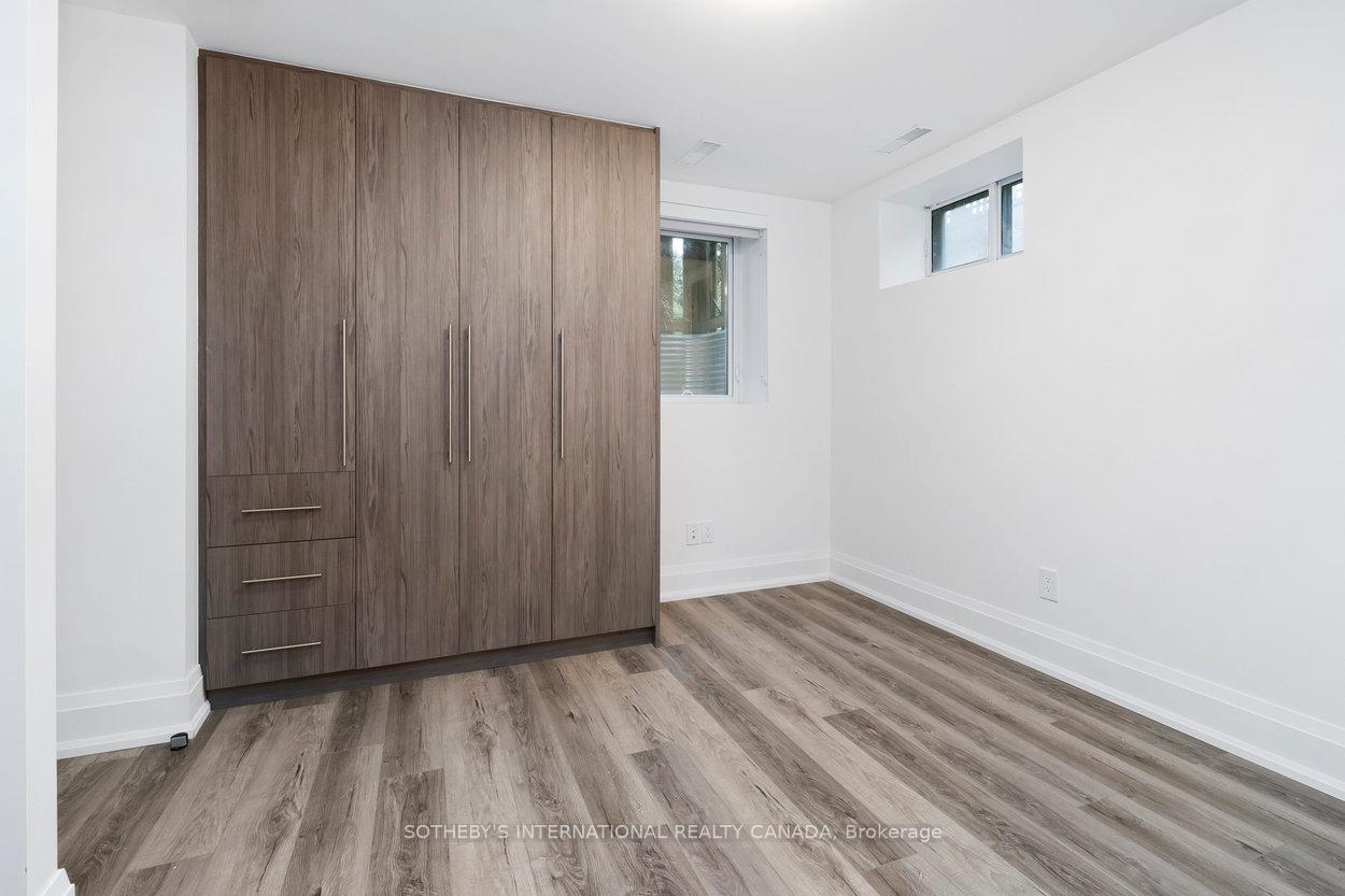 44 Larkin Avenue D (4)