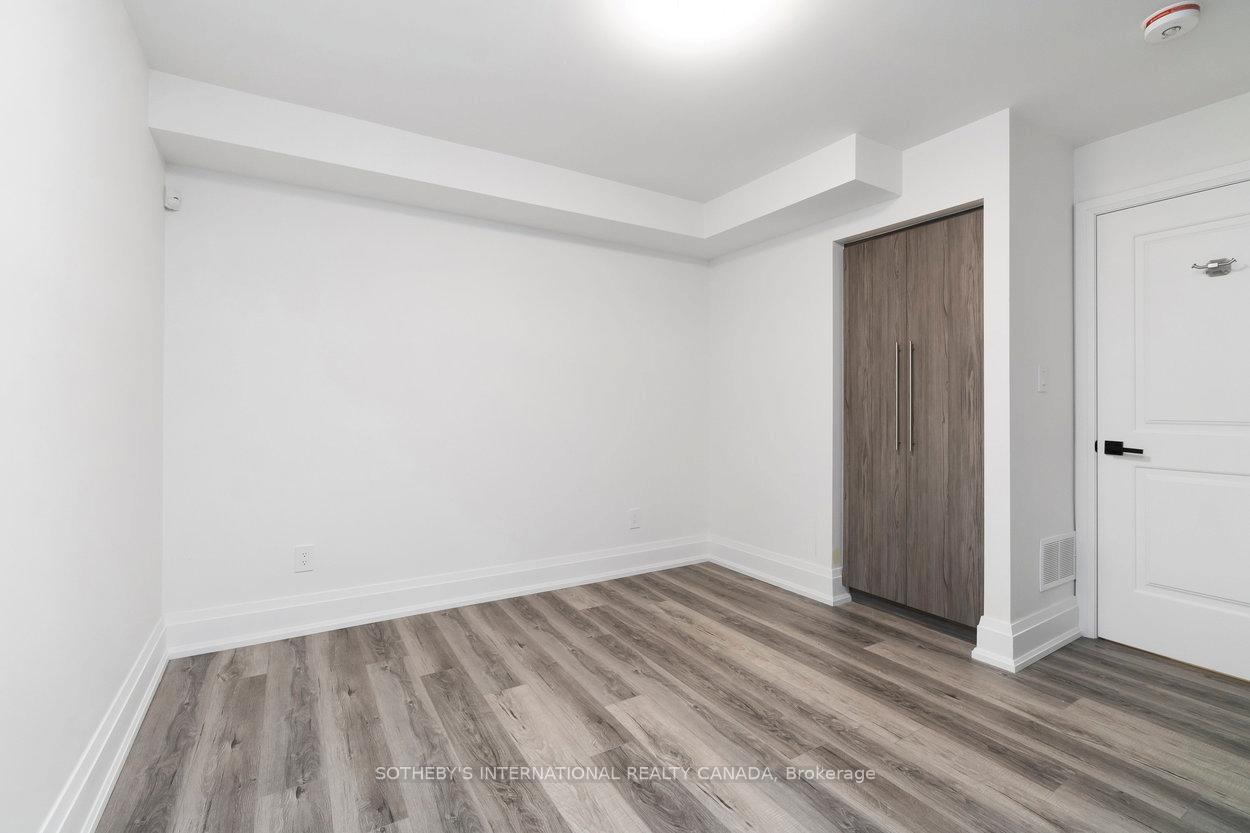 44 Larkin Avenue D (4)
