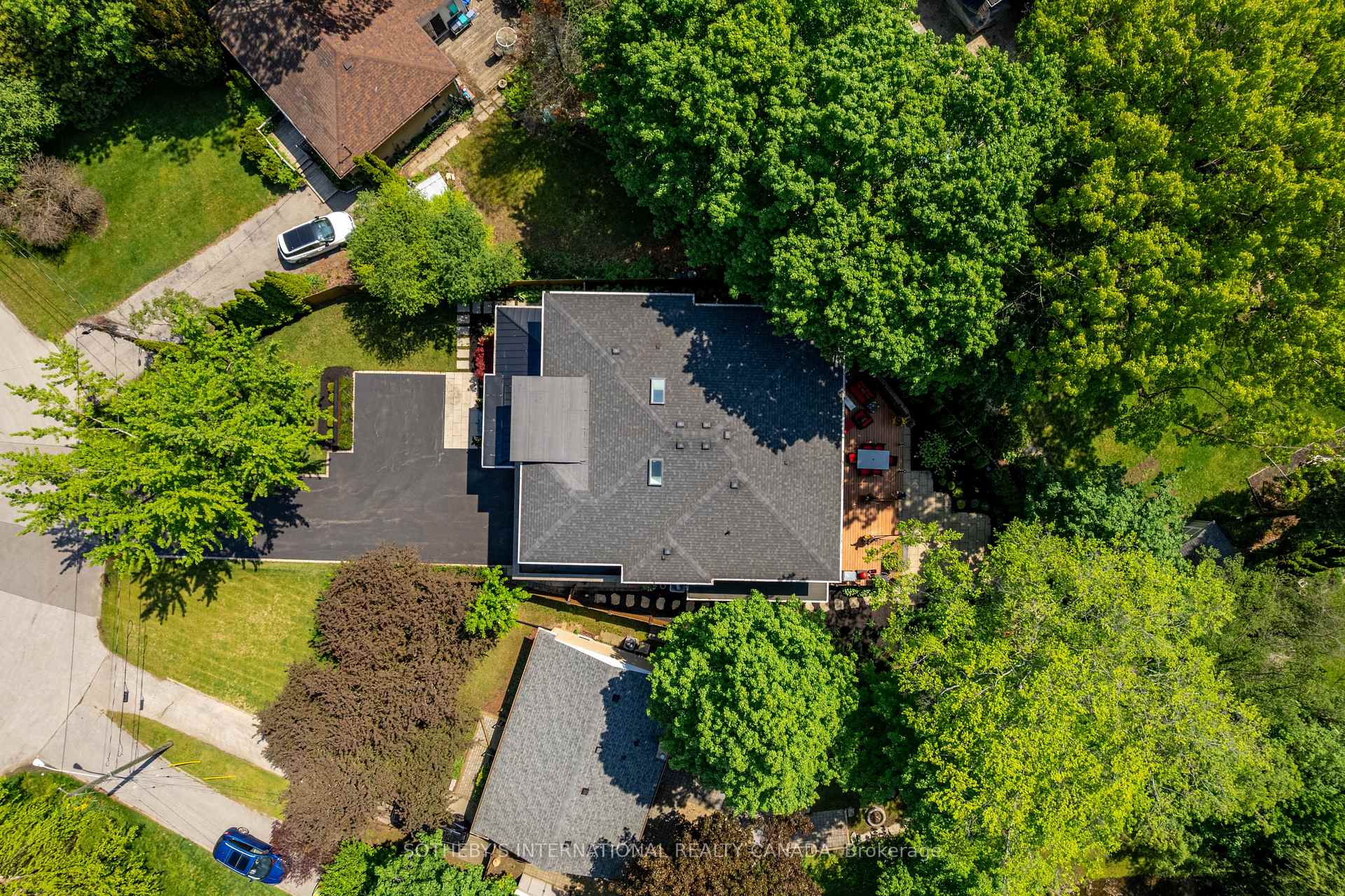 1388 Acton Crescent