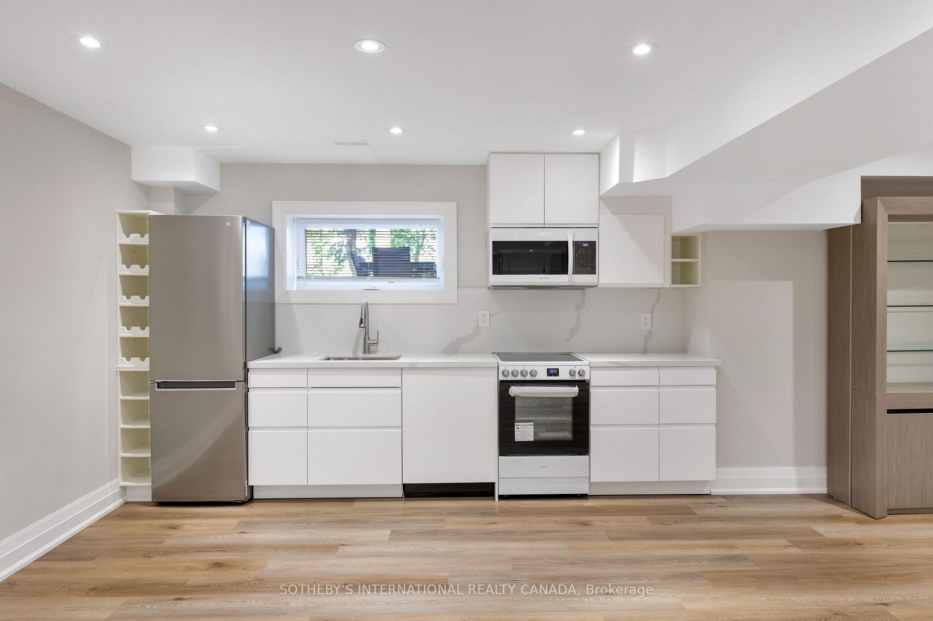 57 Burnhamthorpe Park Boulevard, Toronto