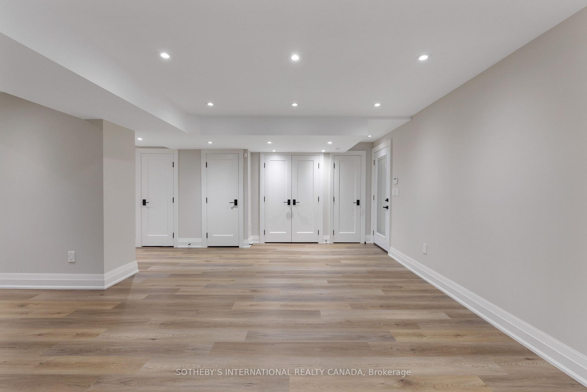 57 Burnhamthorpe Park Boulevard, Toronto