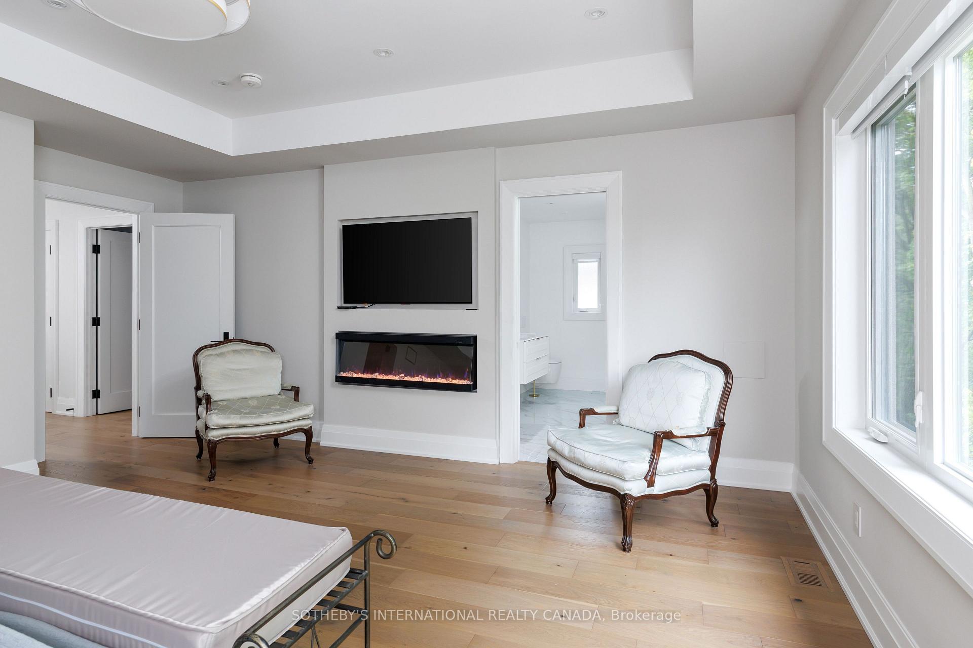 57 Burnhamthorpe Park Boulevard, Toronto