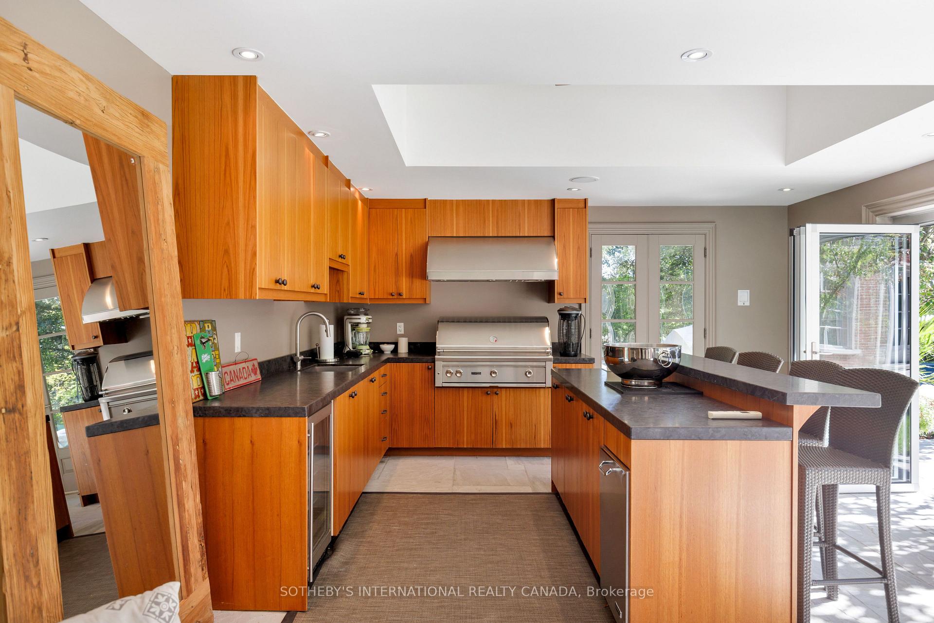 29 Edgehill Road, Toronto