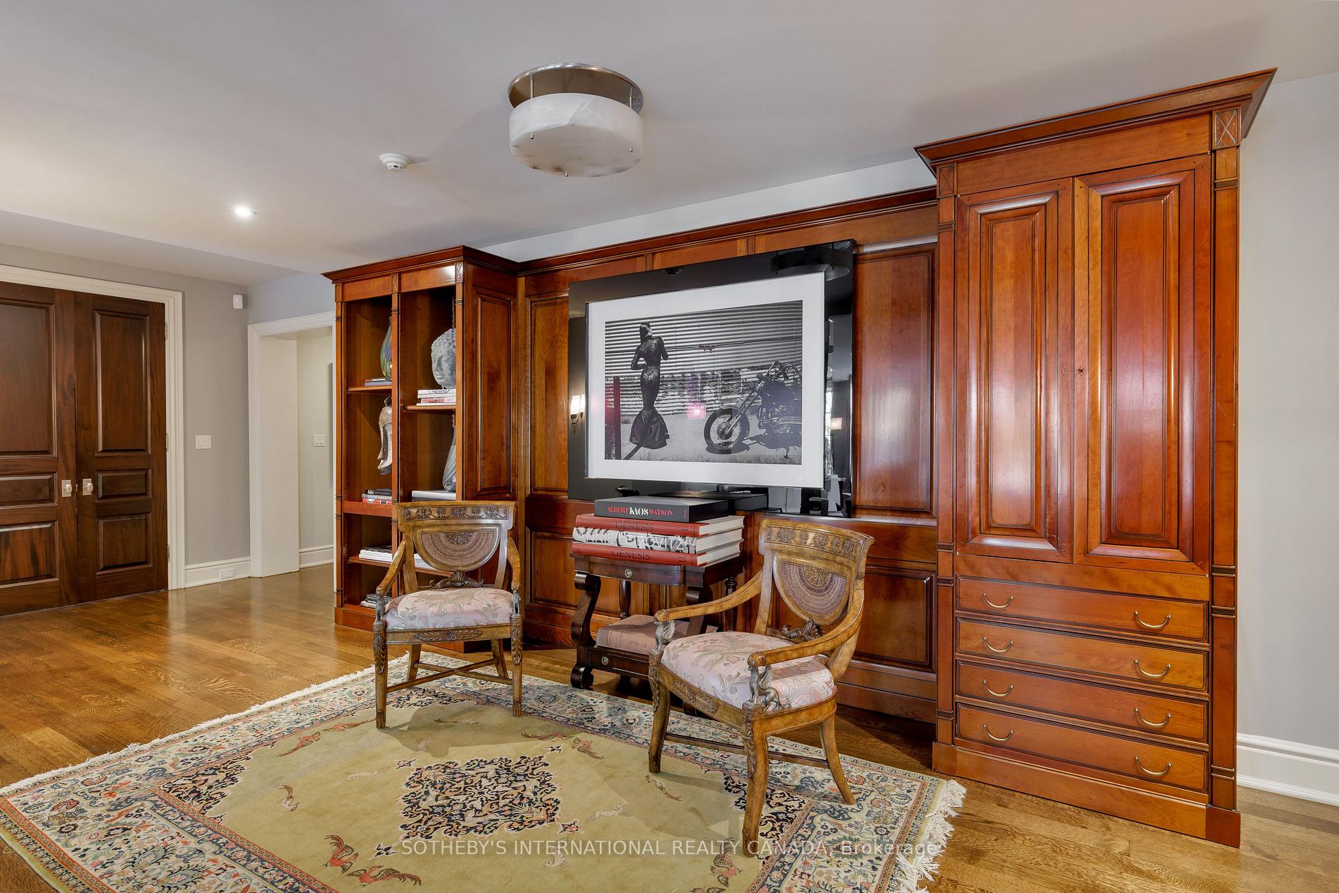 29 Edgehill Road, Toronto