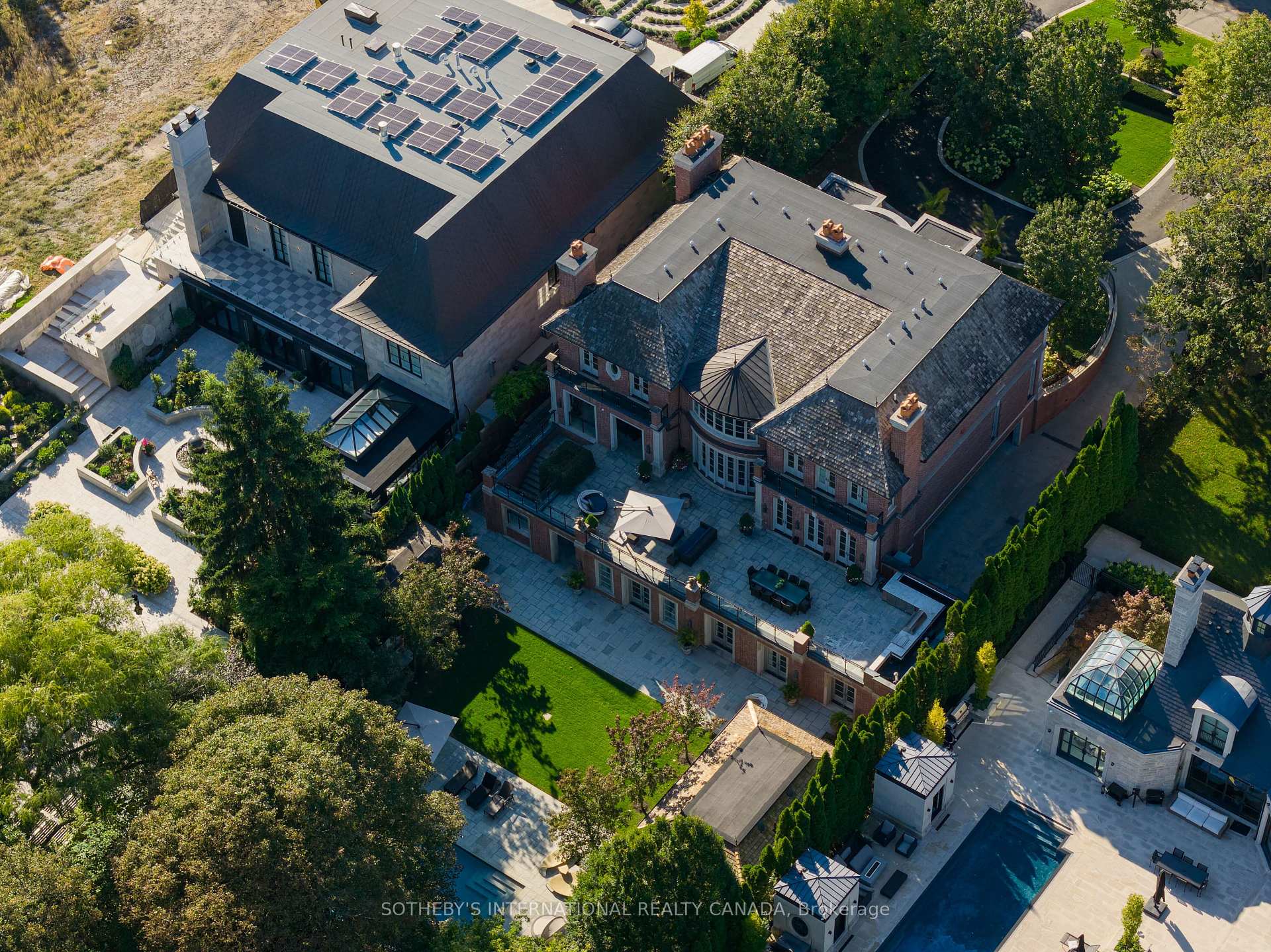 29 Edgehill Road, Toronto