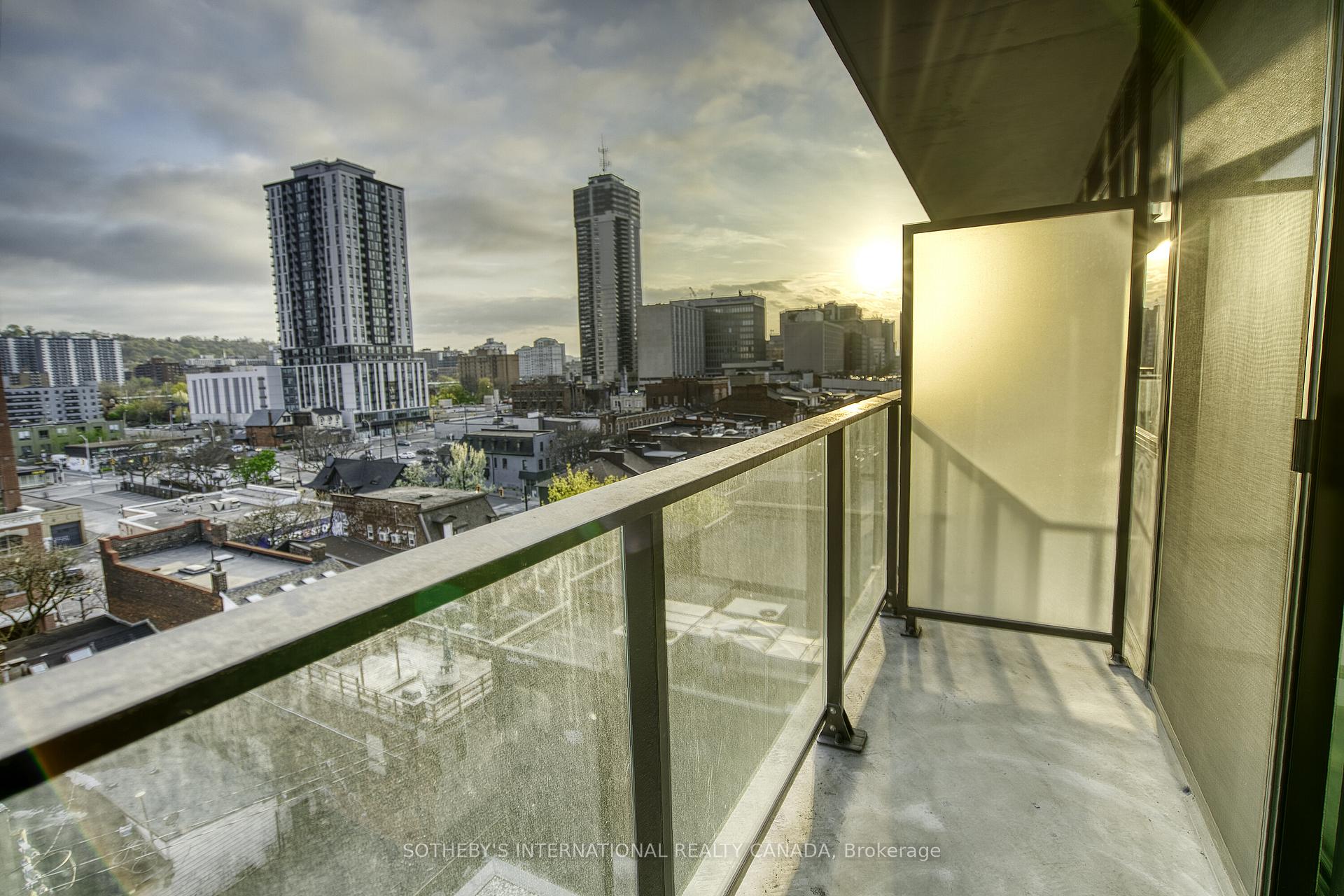 1 Jarvis Street 805