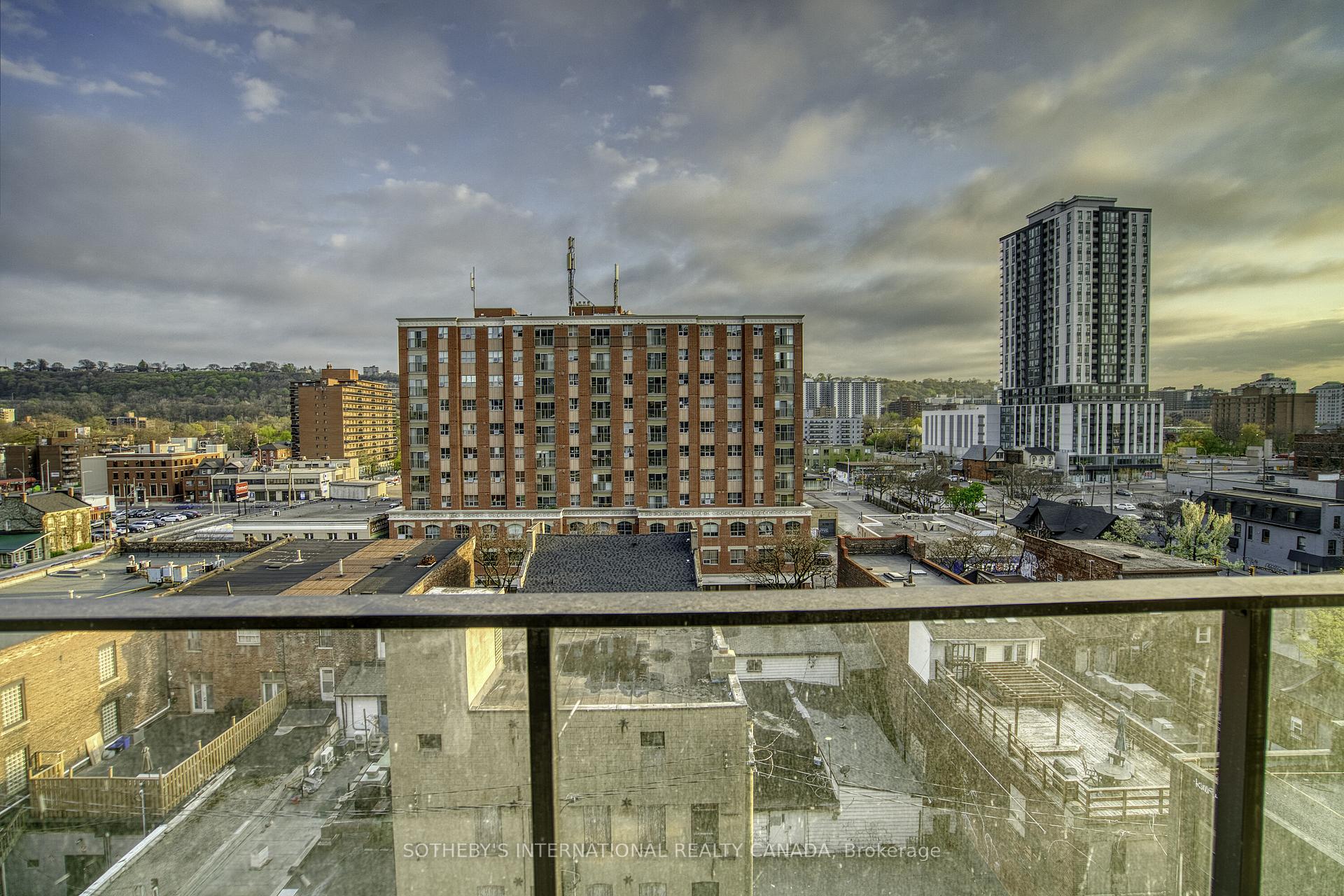 1 Jarvis Street 805