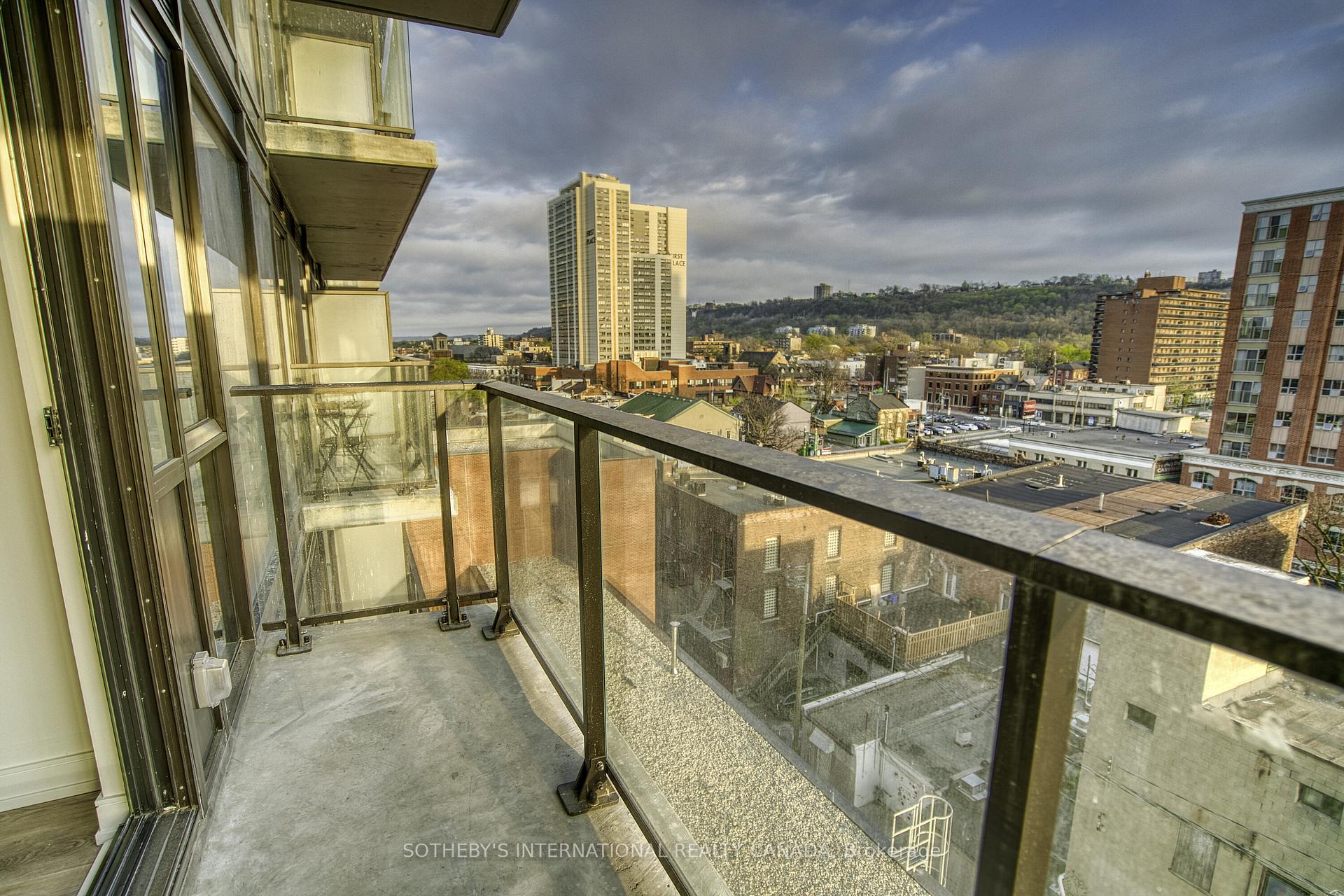 1 Jarvis Street 805