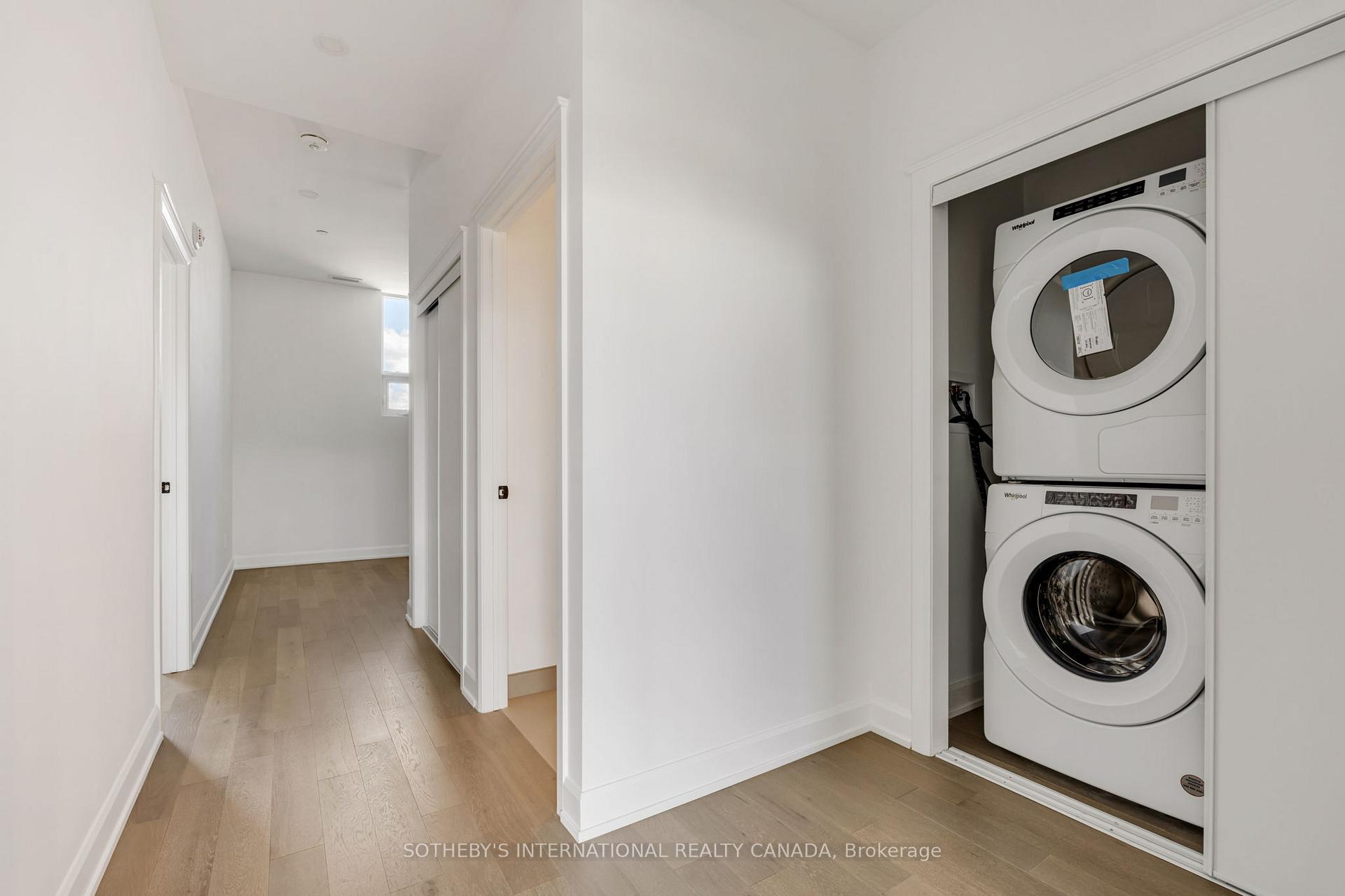 195 HUNTER Street E TH 105