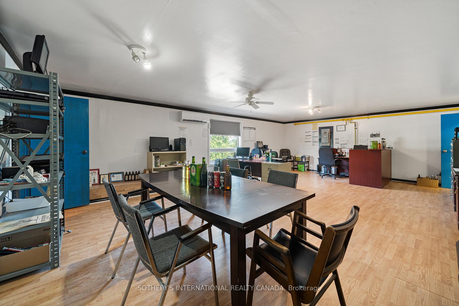 17 McFarland Drive E