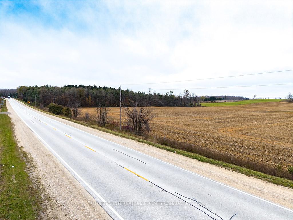 793958 Grey Road 124